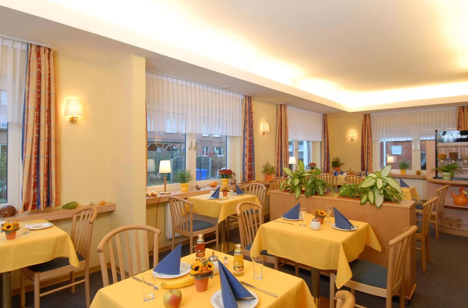 Restaurant/places to eat in Hotel Atlantis