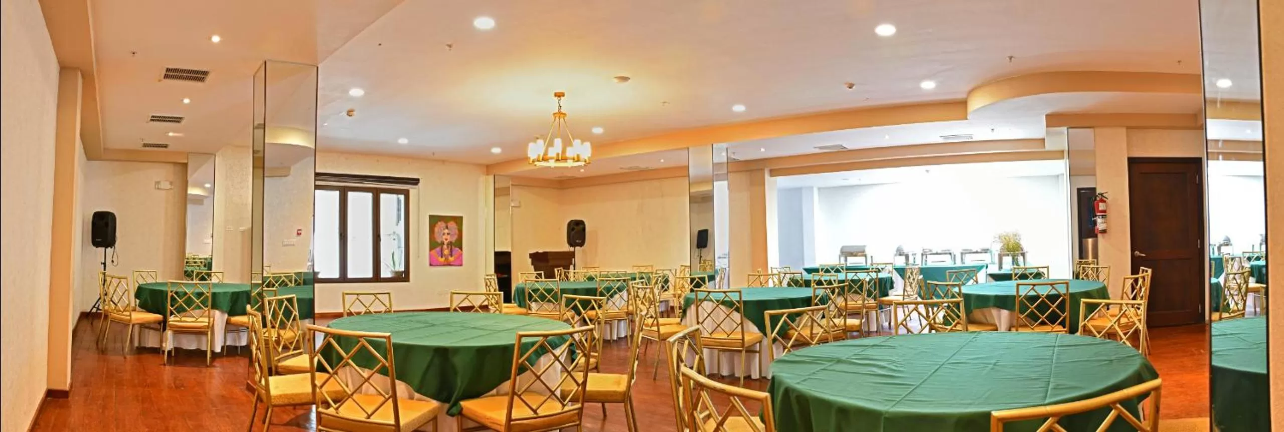 Restaurant/Places to Eat in Hotel Presidente Las Tablas
