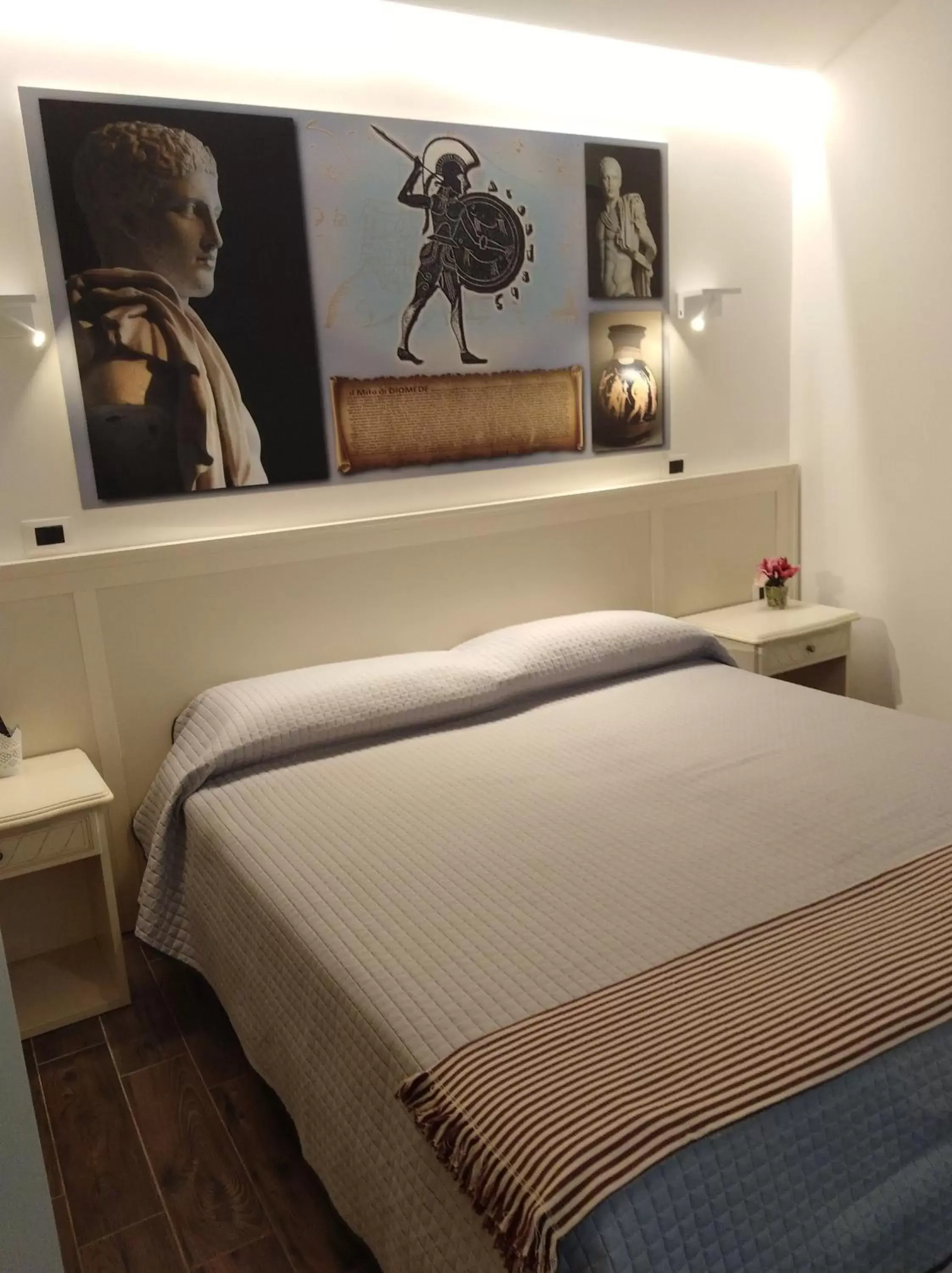 Double Room with Terrace in DomuS al Corso B&B Double Room with Terrace in DomuS al Corso B&B