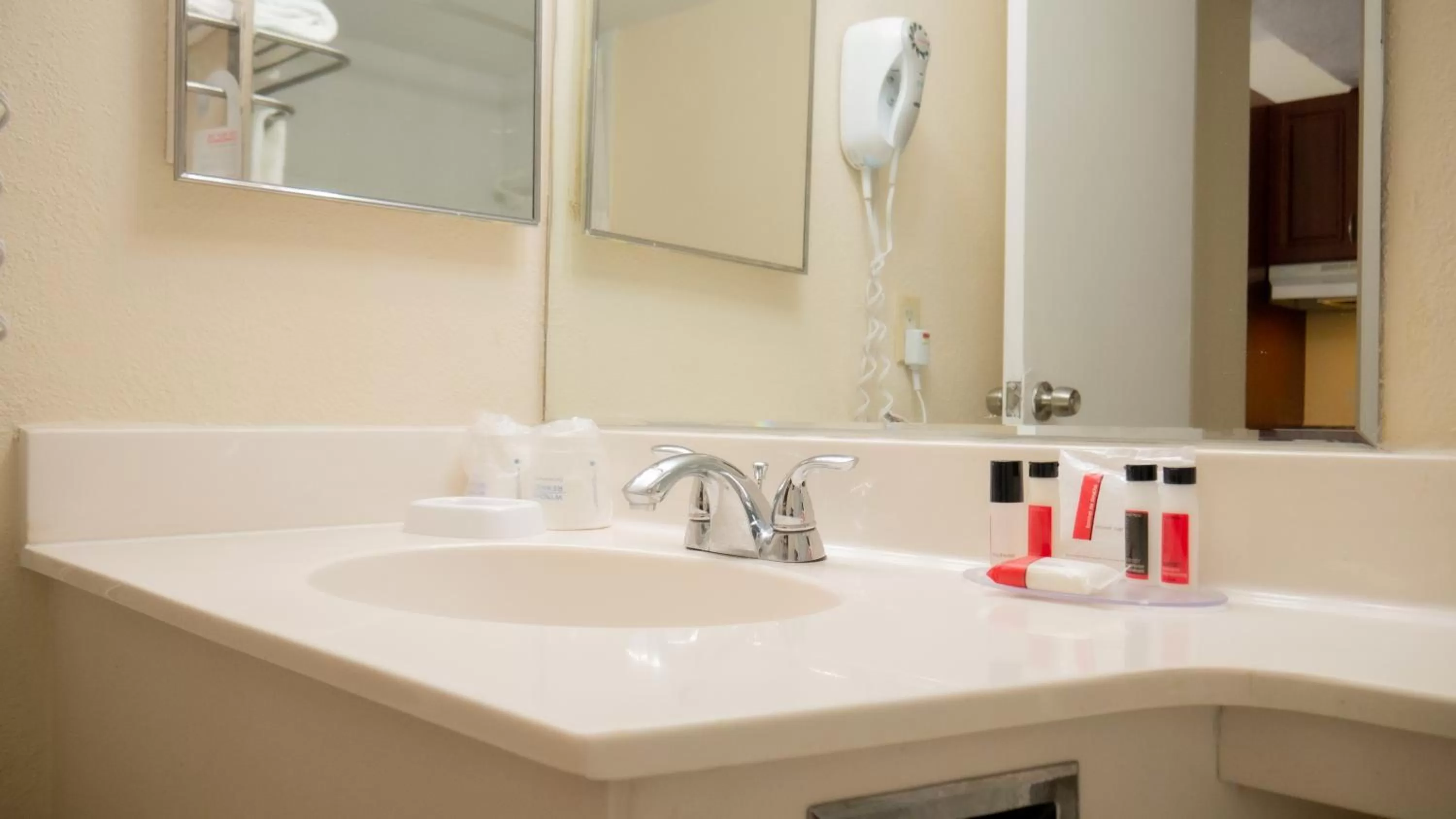 Ramada Plaza by Wyndham Marco Polo Beach Resort