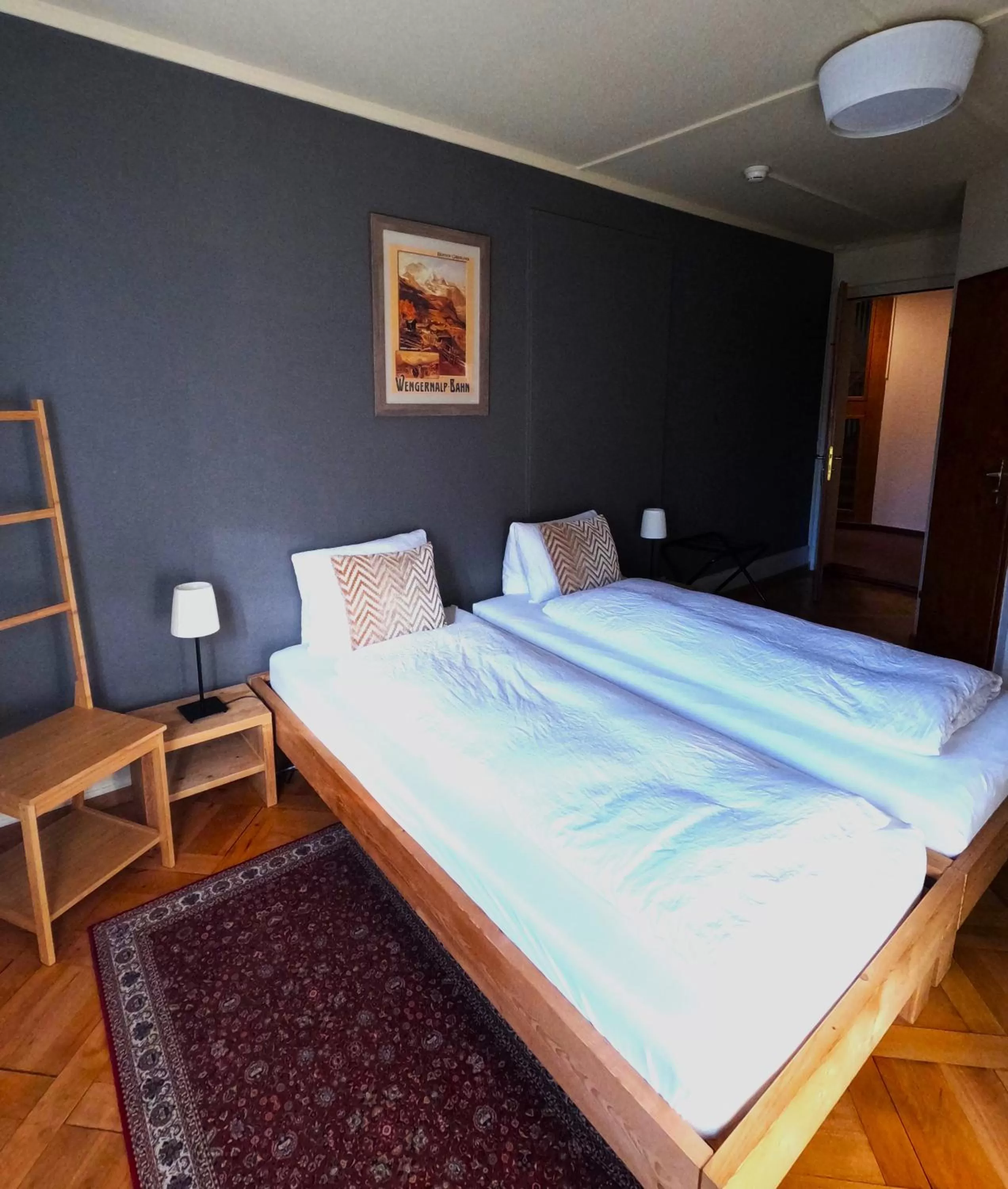 Bed in Alpenrose Hotel and Gardens