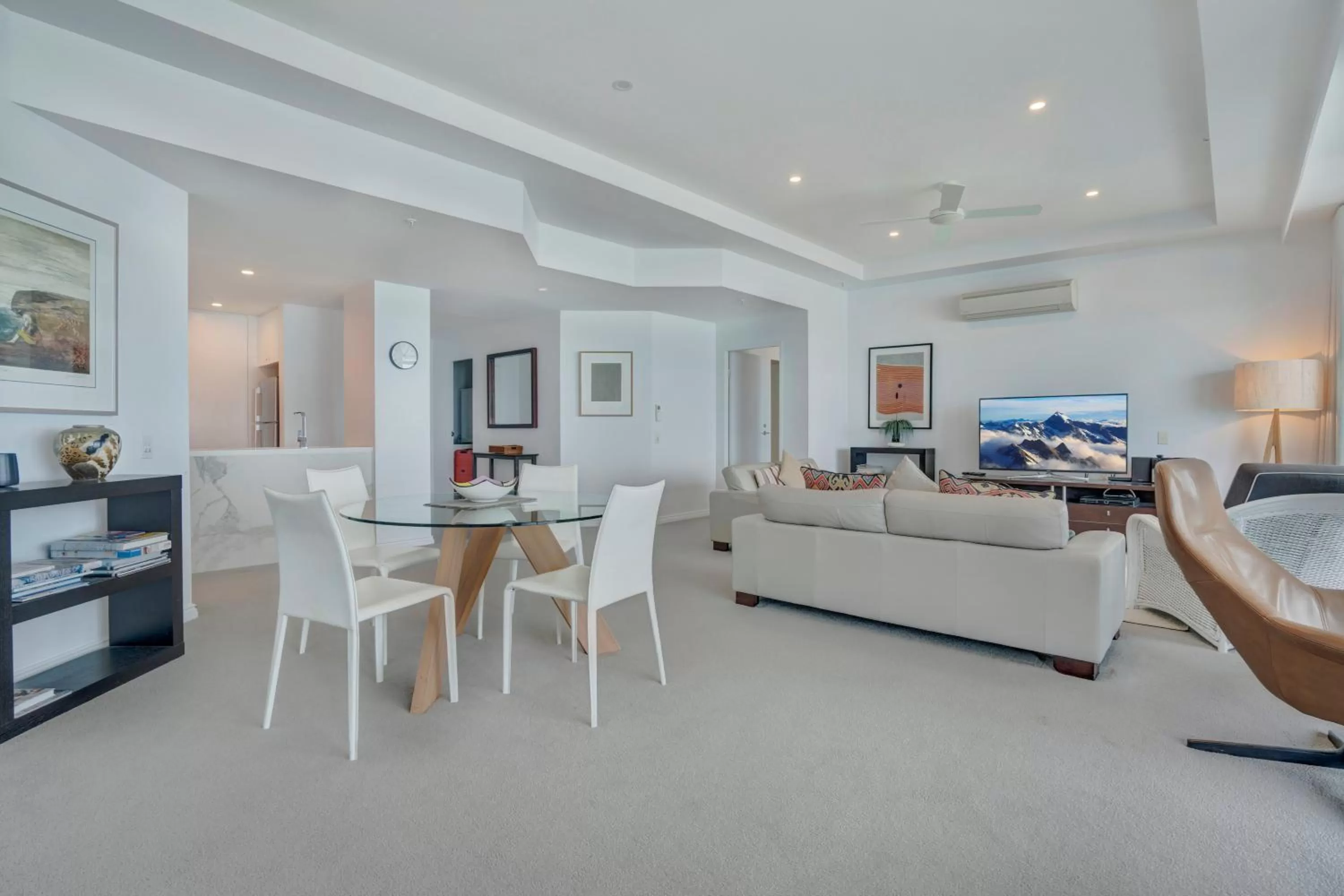 TV and multimedia in Oceana On Broadbeach