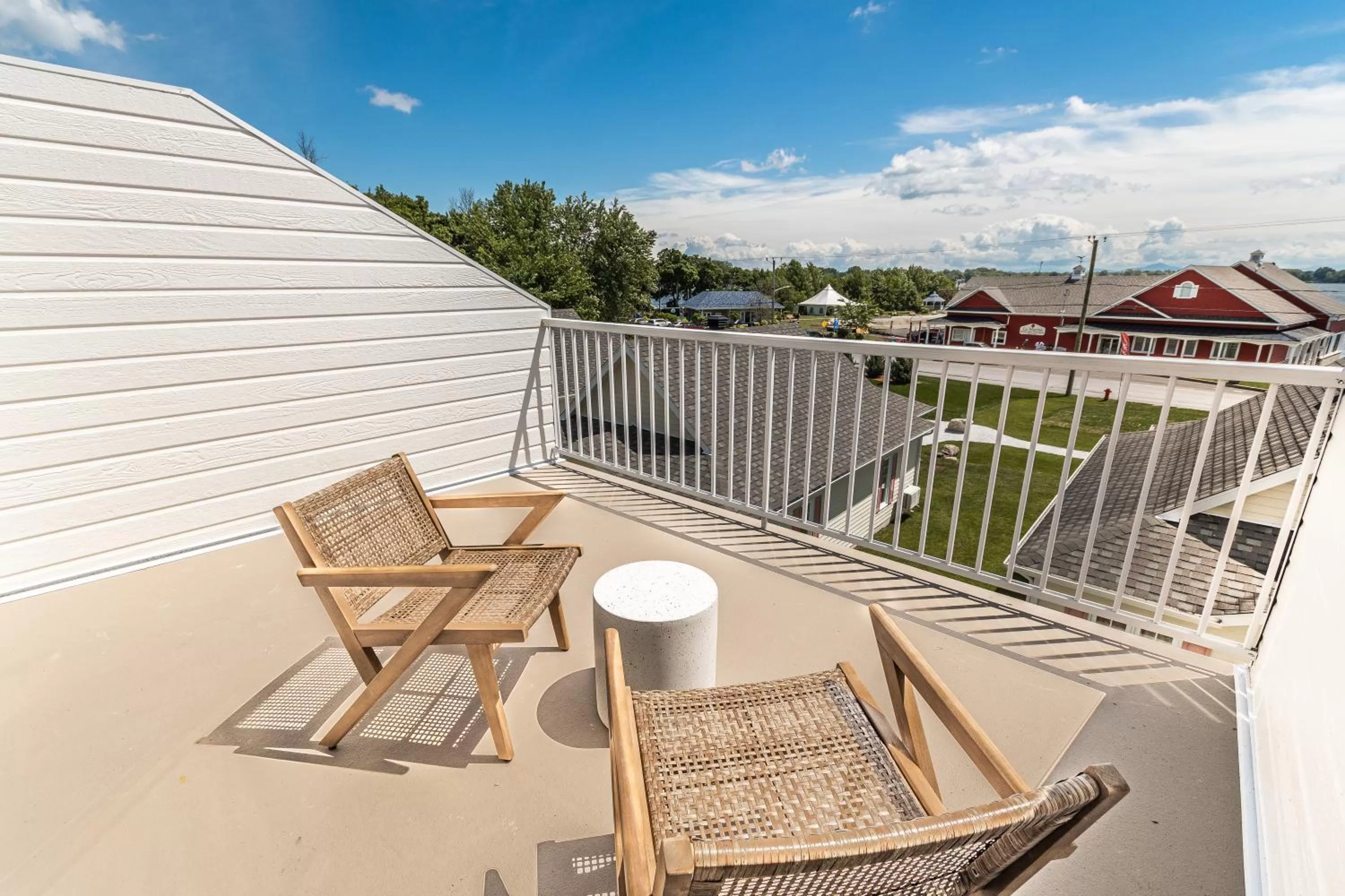 Patio in Hôtel le Rosay