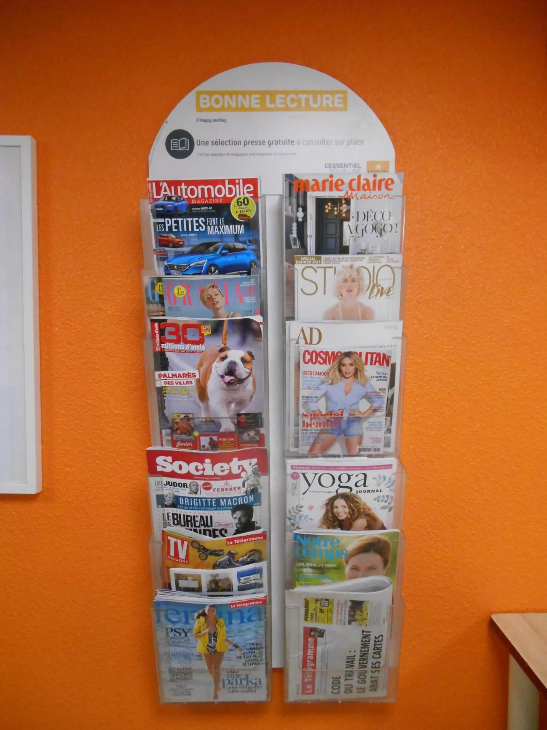 Lobby or reception in Premiere Classe Brest Gouesnou Aeroport