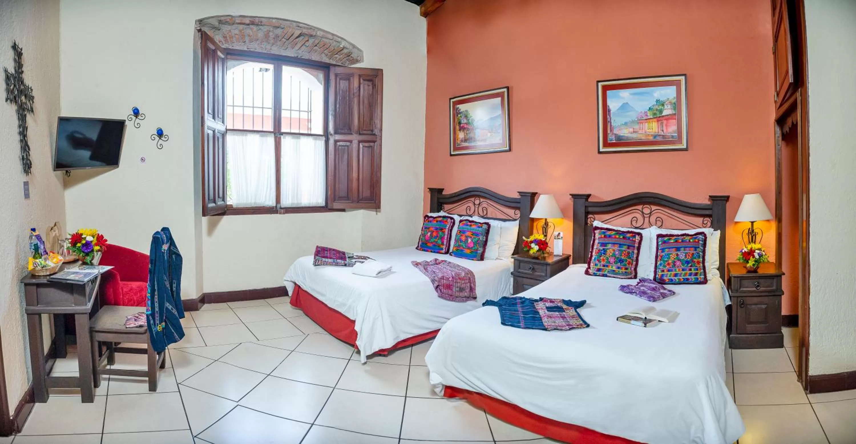 Photo of the whole room, Bed in Hotel Casa del Parque by AHS