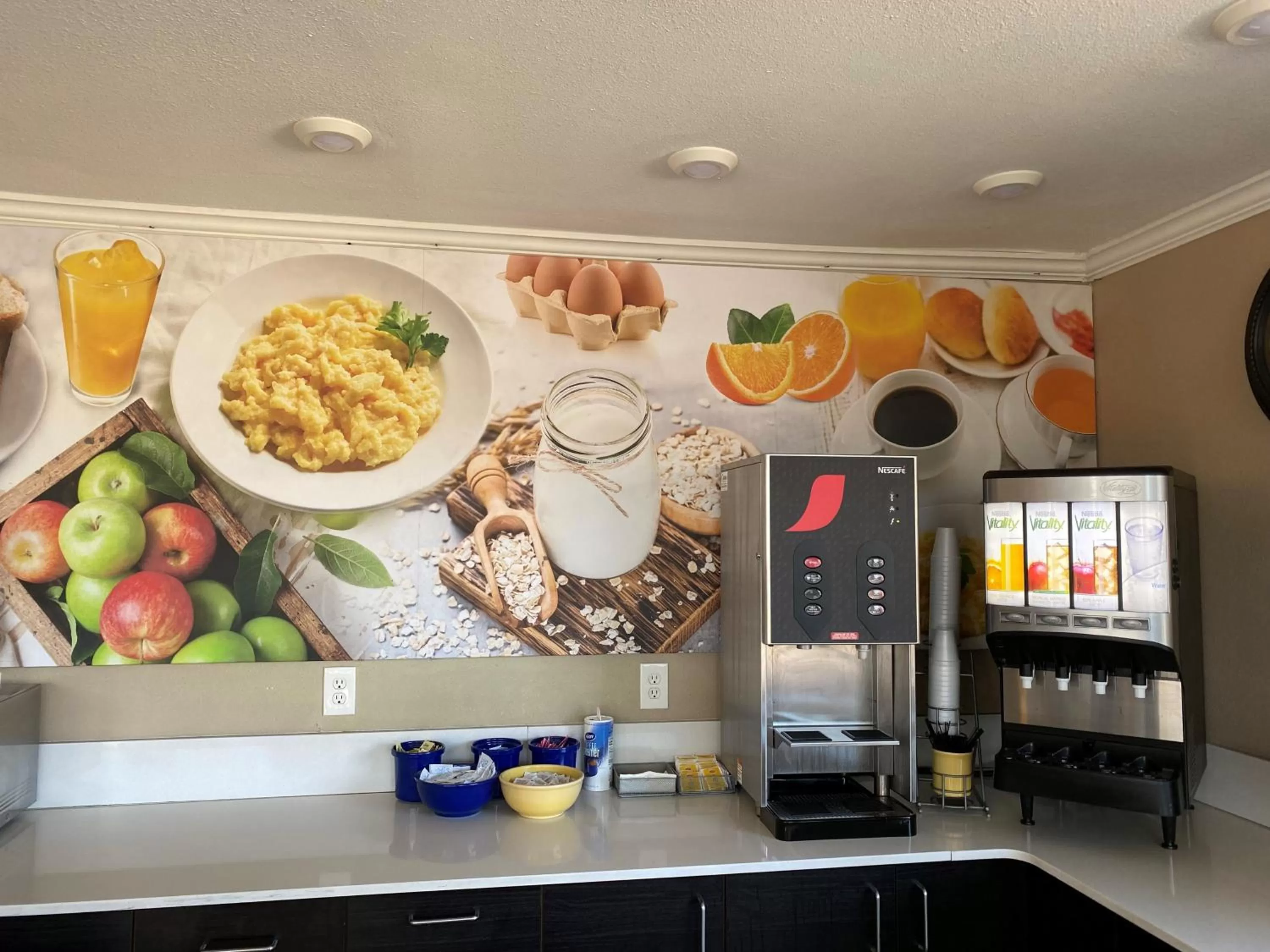 Breakfast in Days Inn by Wyndham St. Petersburg Central