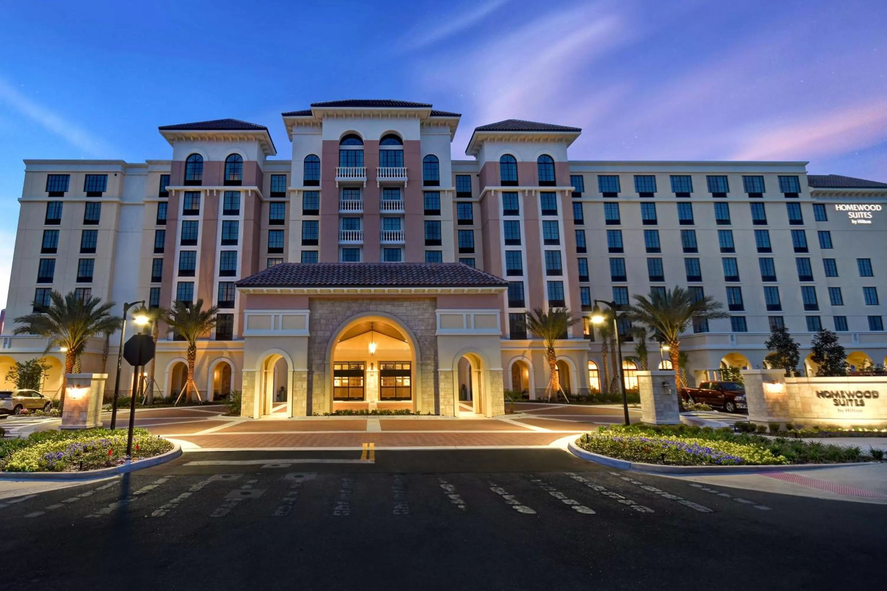 Property building in Homewood Suites By Hilton Orlando Flamingo Crossings, Fl