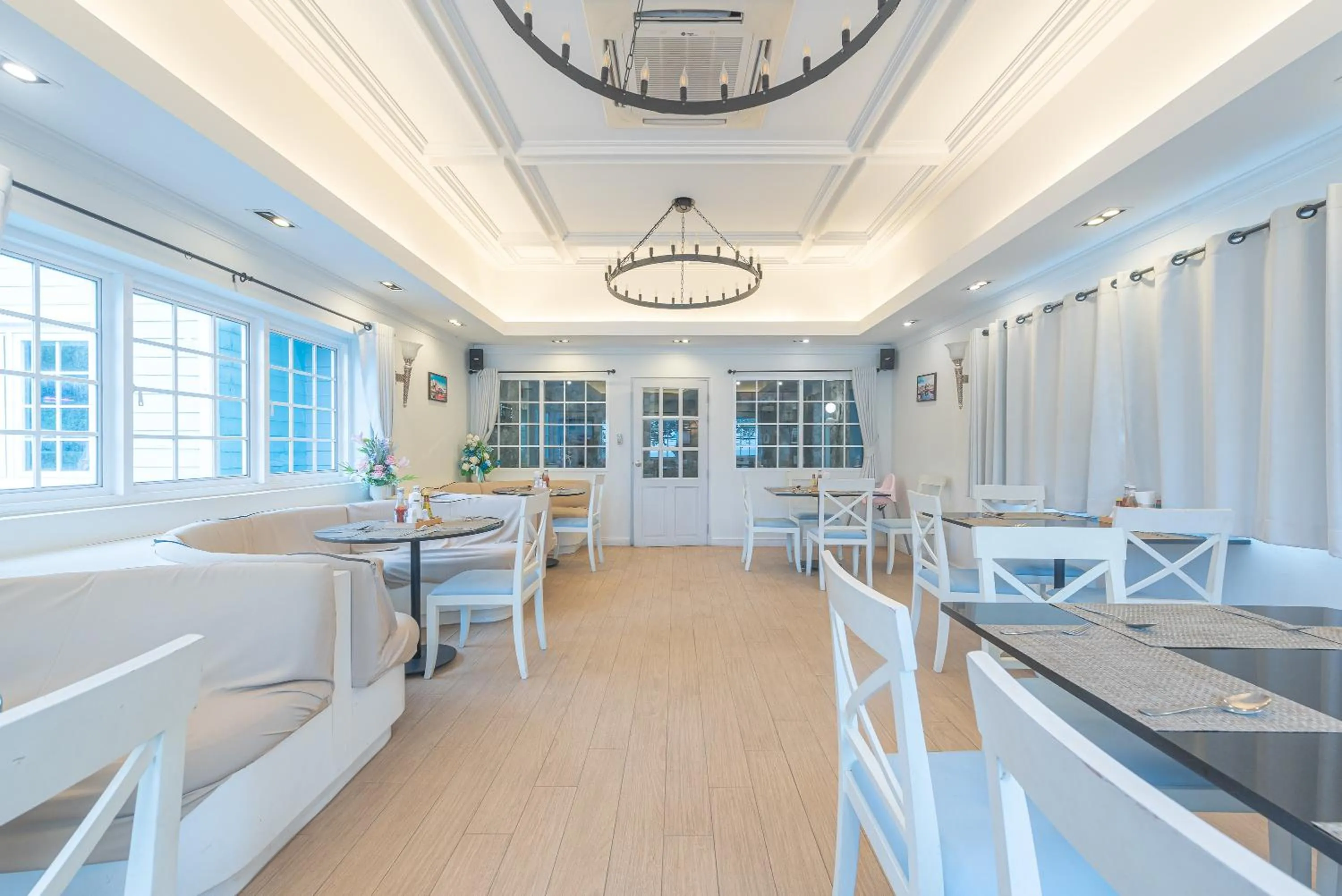 Restaurant/places to eat in Peggy's Cove Resort