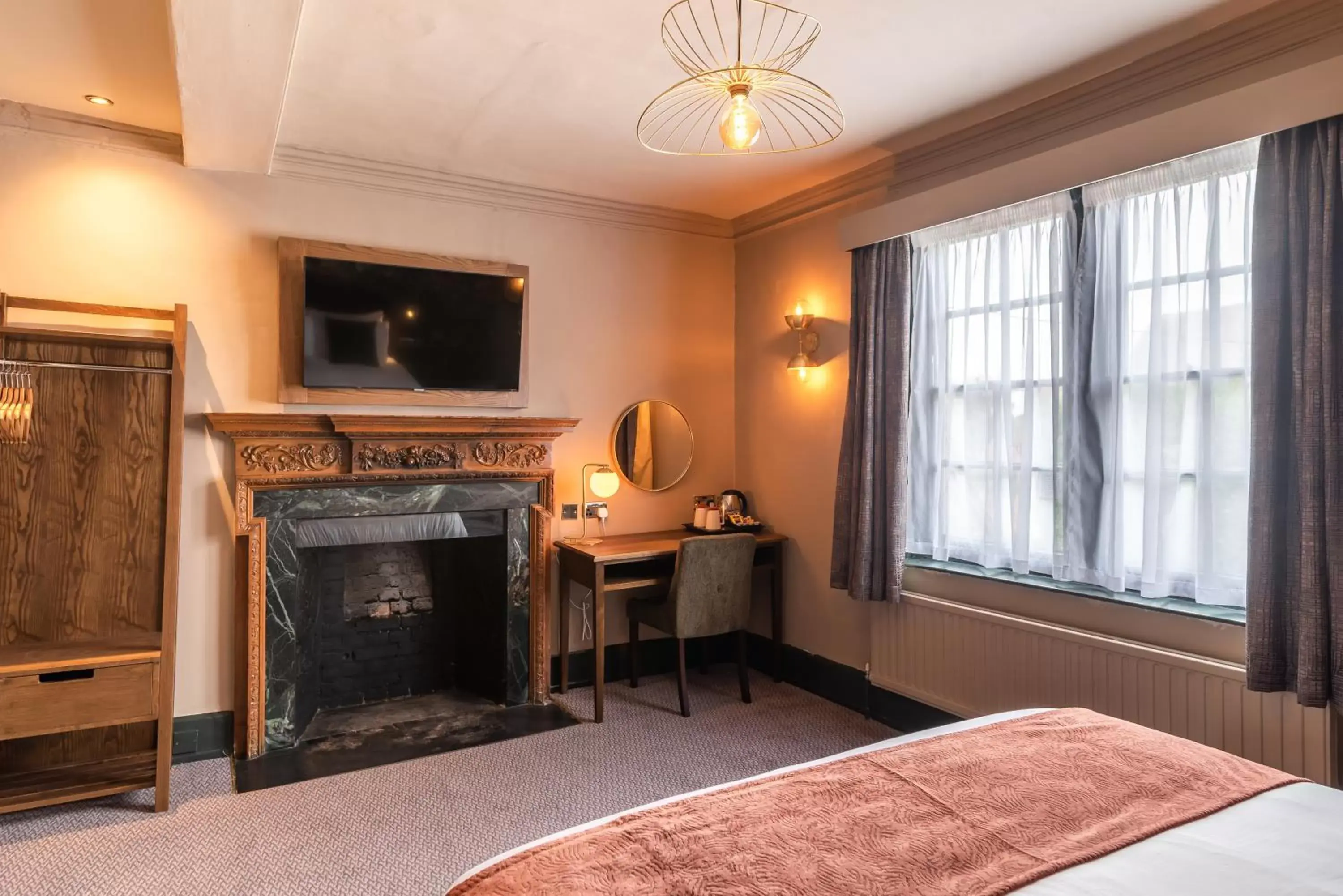 Double or Twin Room in The Bell by Innkeeper's Collection Double or Twin Room in The Bell by Innkeeper's Collection