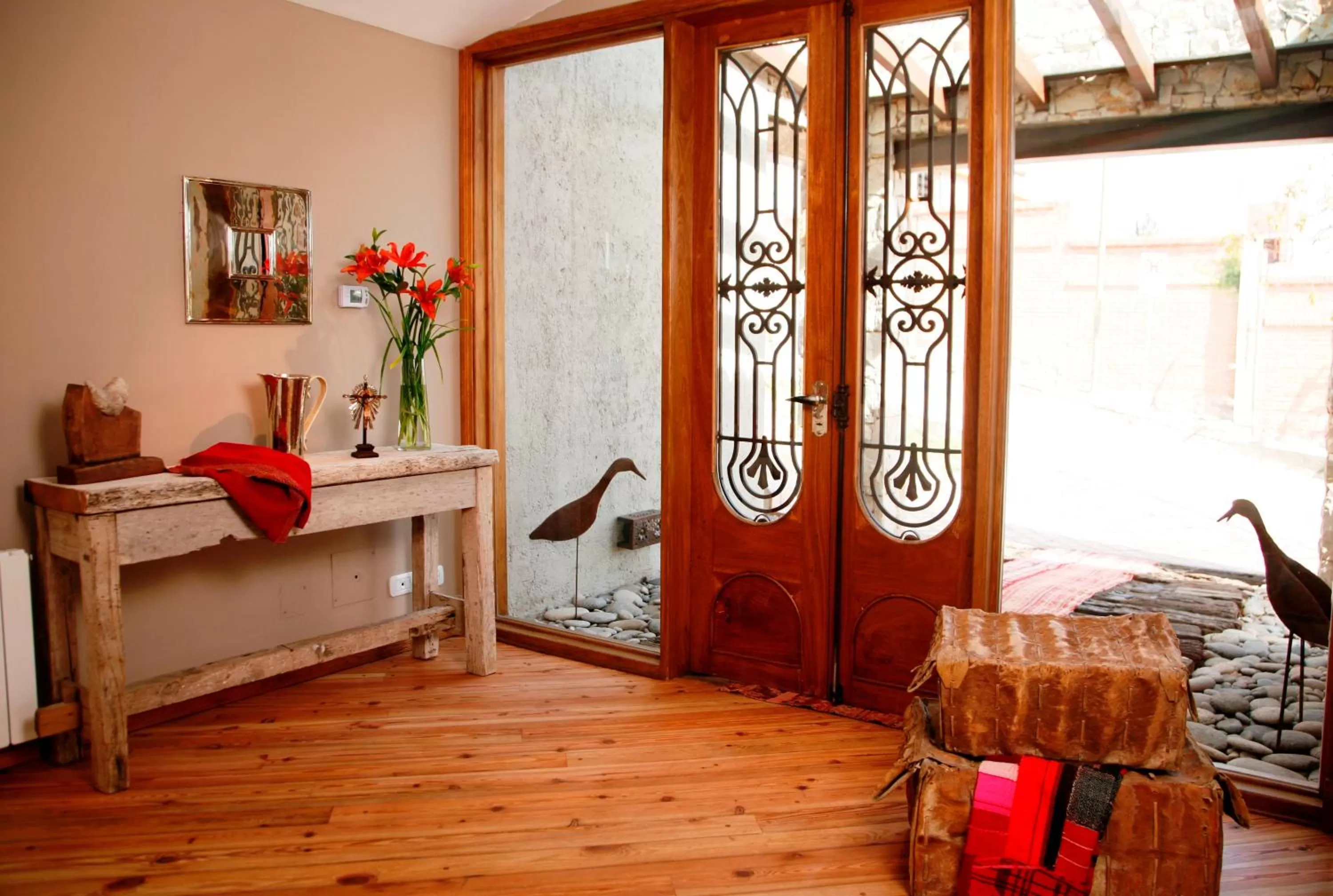 Facade/entrance, Bed in Kkala Boutique Hotel