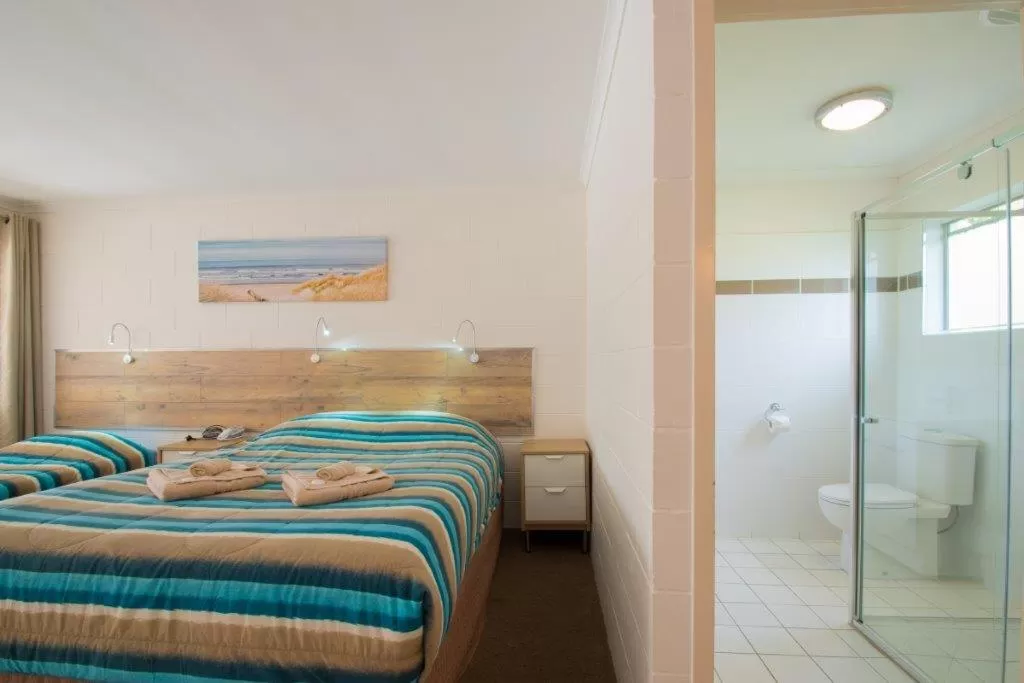 Bedroom, Bed in A & A Motel