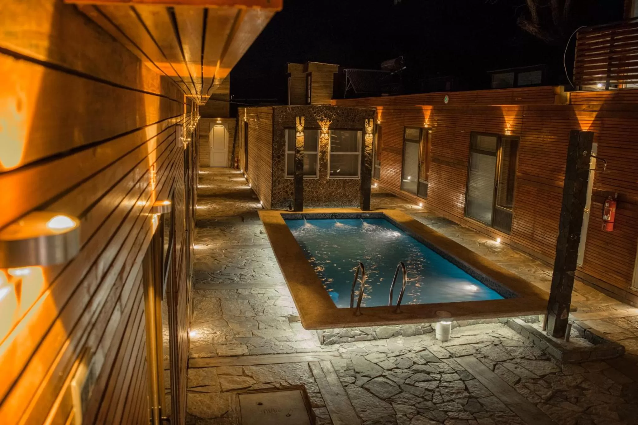 Pool view in Hotel Manada del Desierto