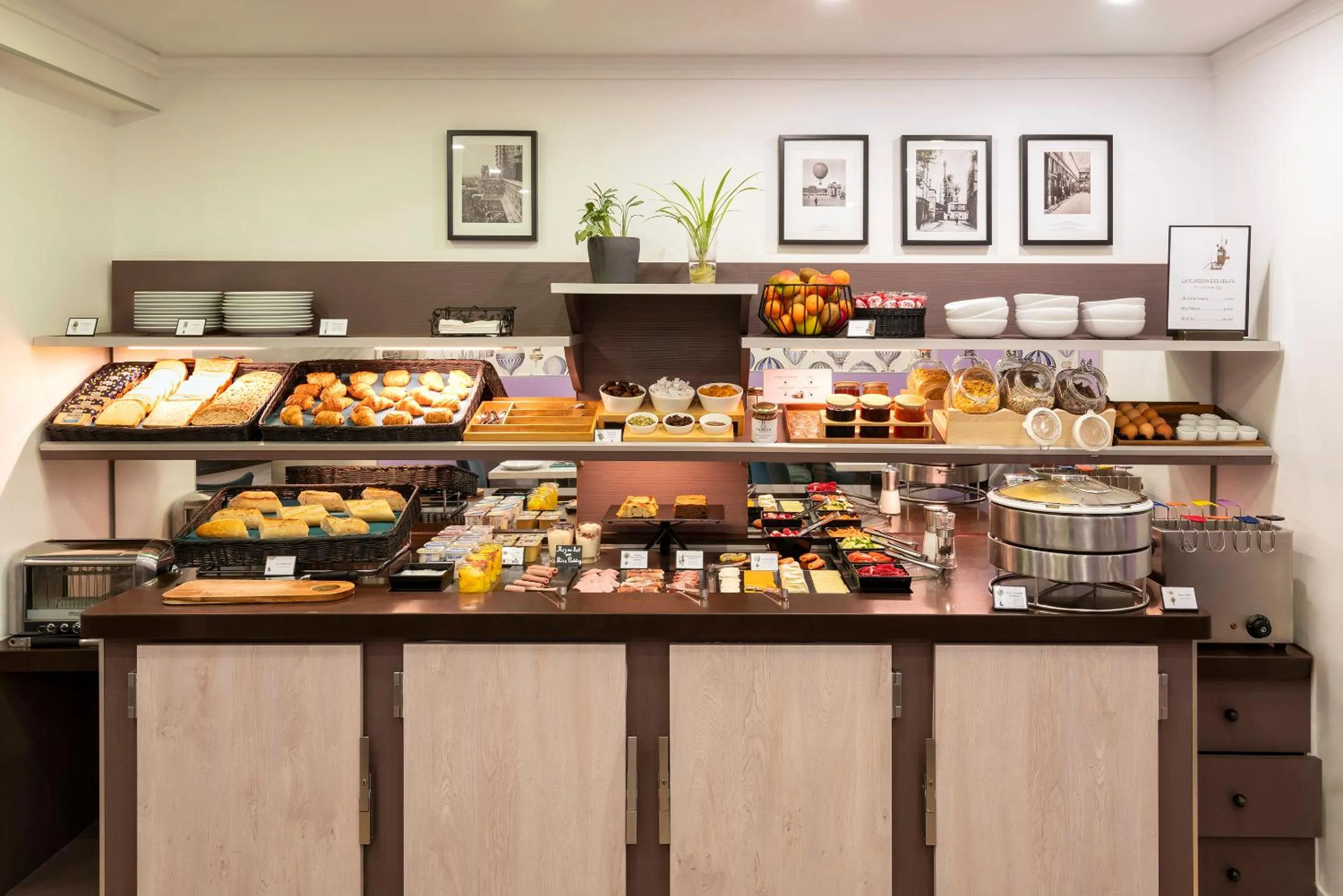 Breakfast in Hotel Apolonia Paris Mouffetard, Sure Hotel Collection by Best Western