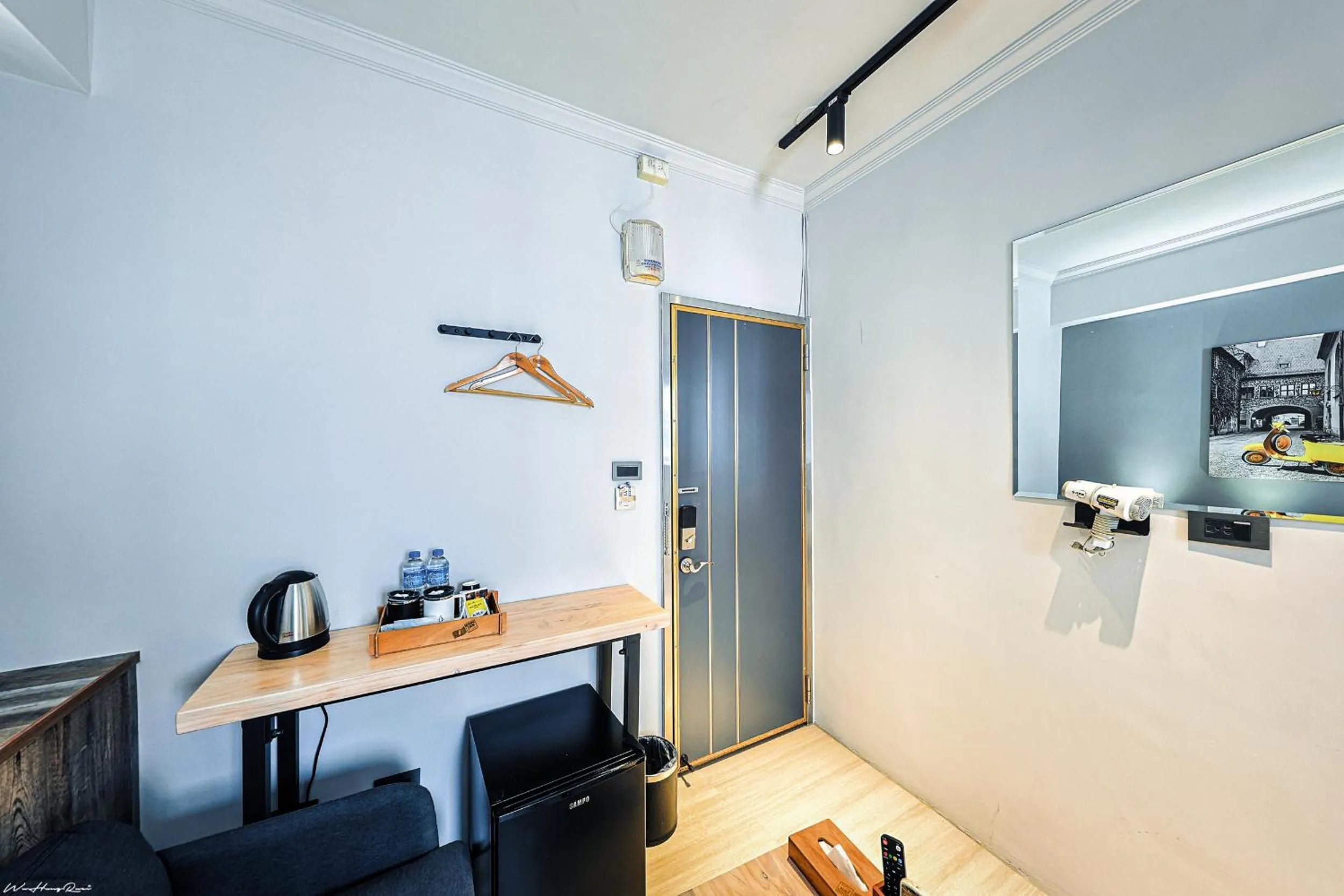 hair dresser in 亞馨文旅 近東大門夜市 有免費停車場 可自助入住