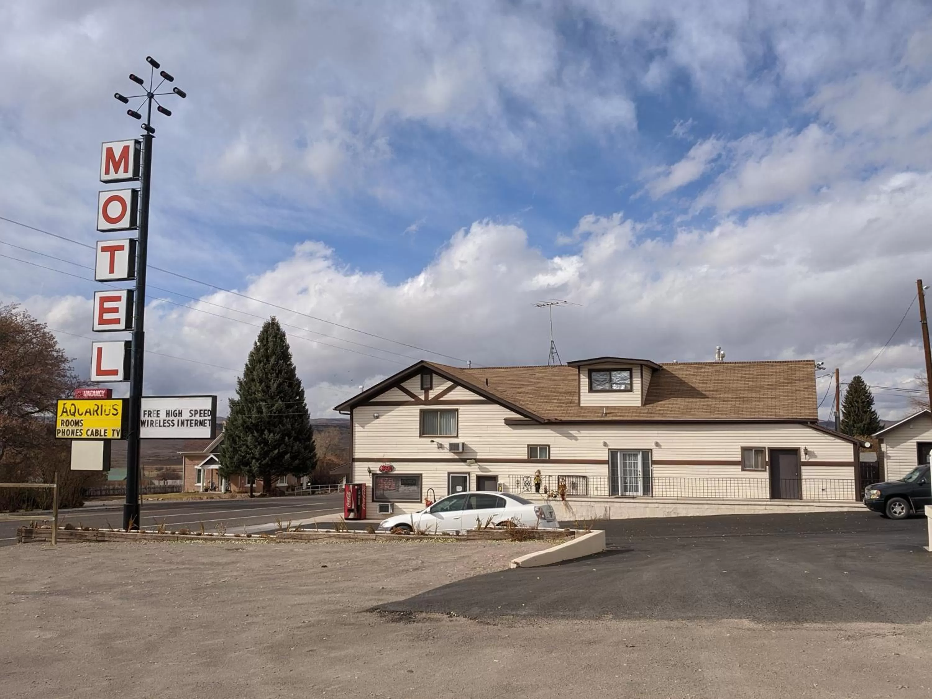 Property building in Aquarius Inn