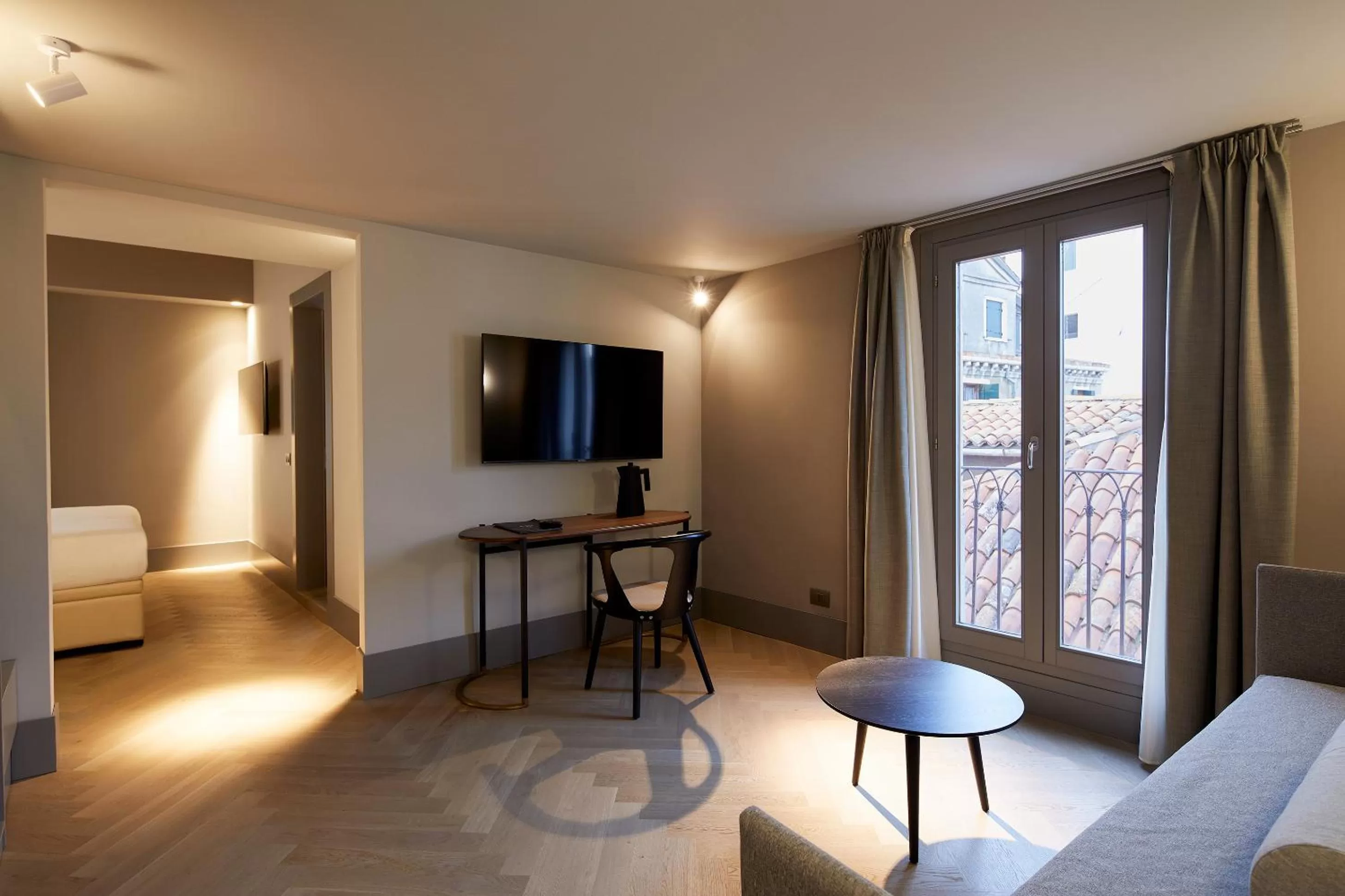 Photo of the whole room, Bed in Hotel Dei Dragomanni