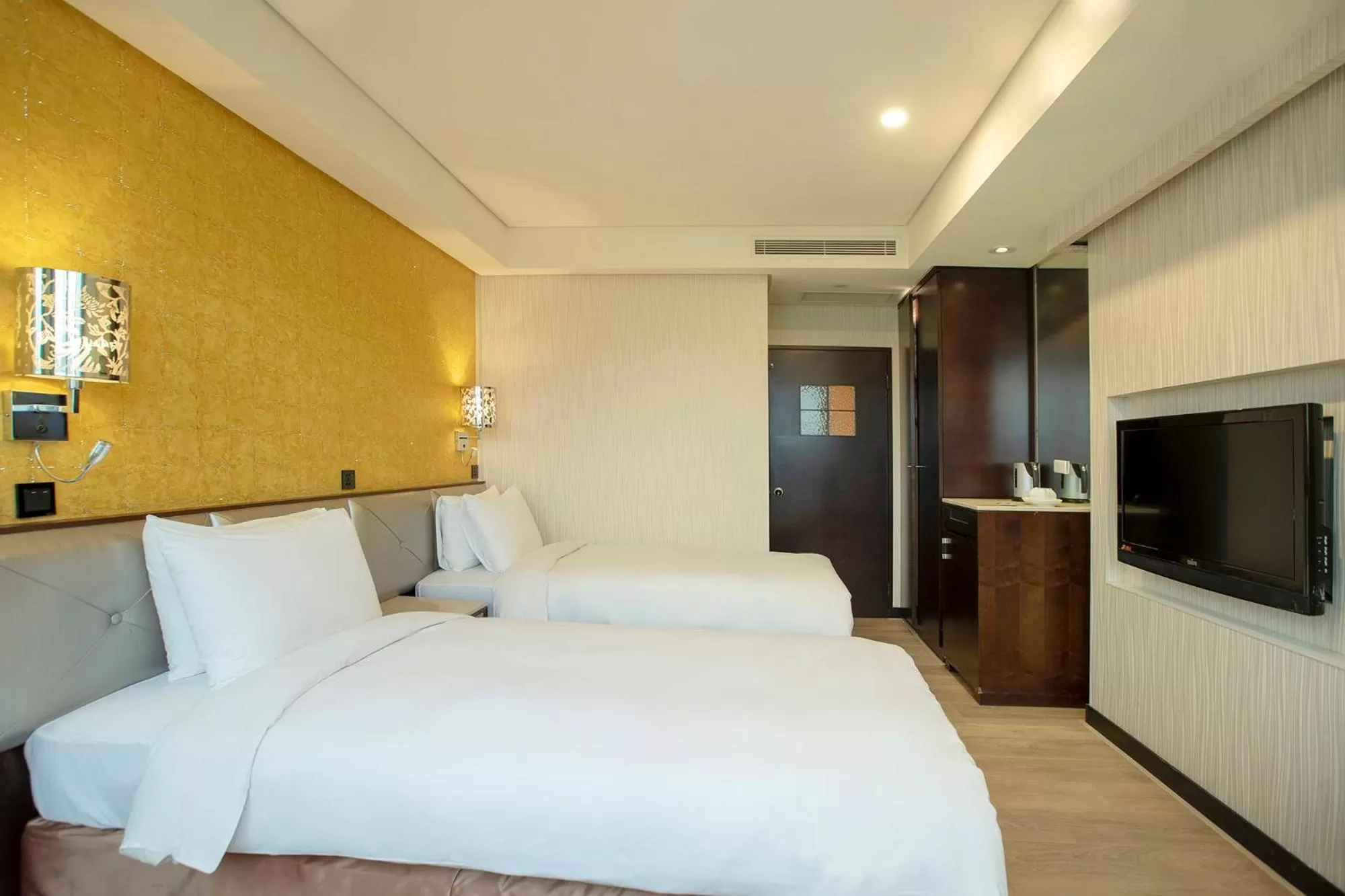 Photo of the whole room, Bed in Hej Taipei Arena Hotel