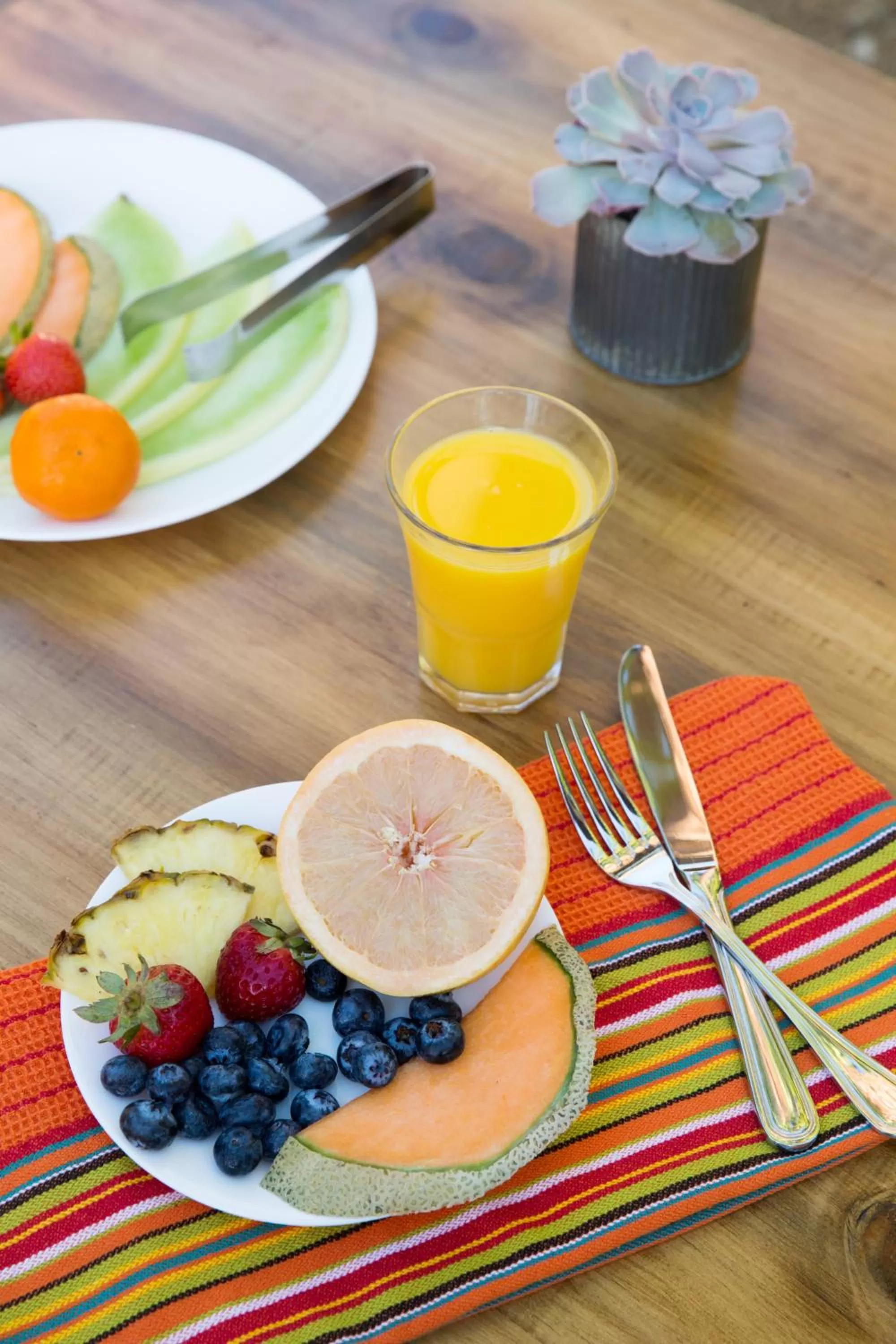 Food and drinks in Santiago Resort - Palm Springs Premier Gay Men’s Resort