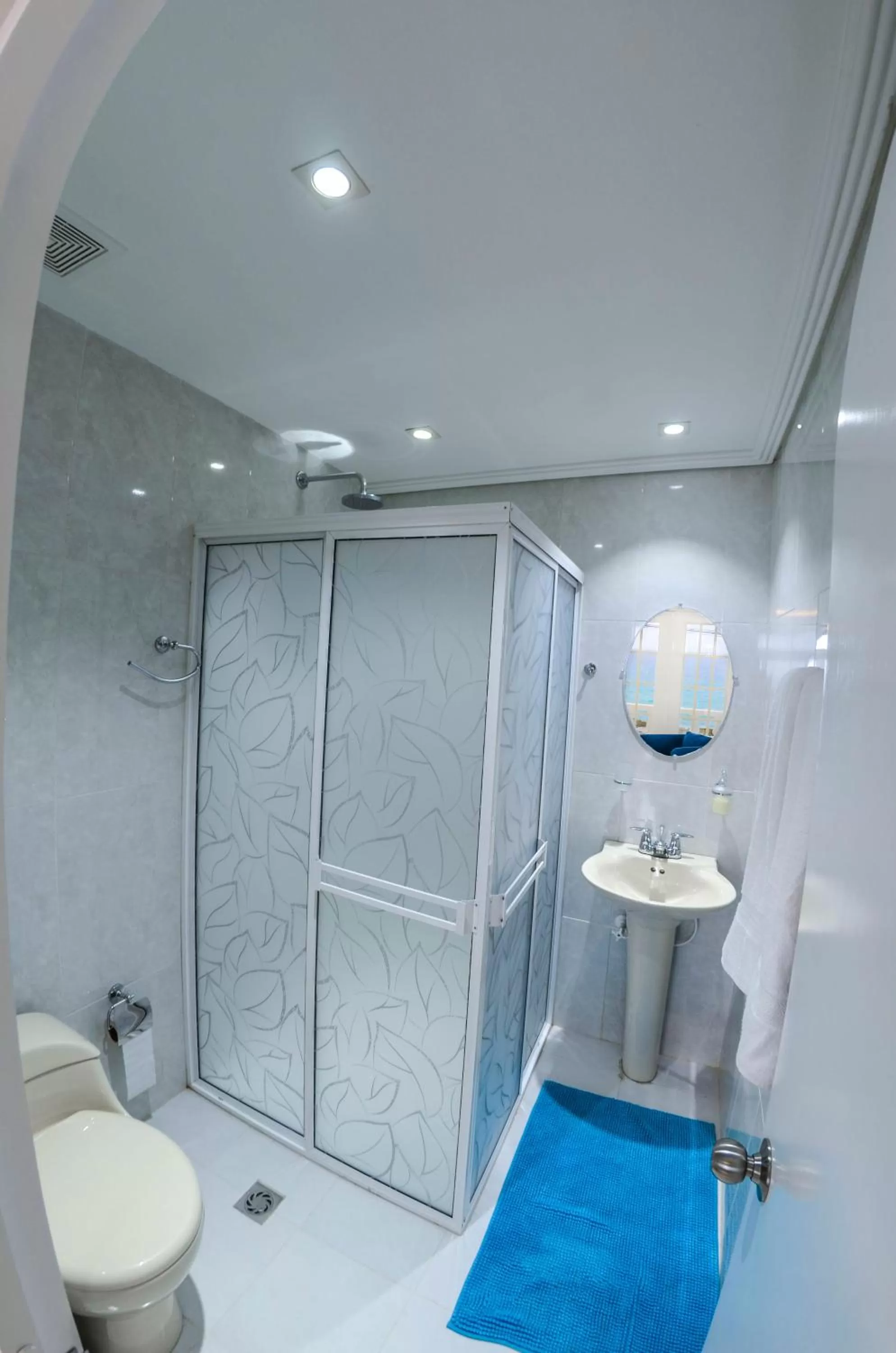 Bathroom in By The Sea Guest House