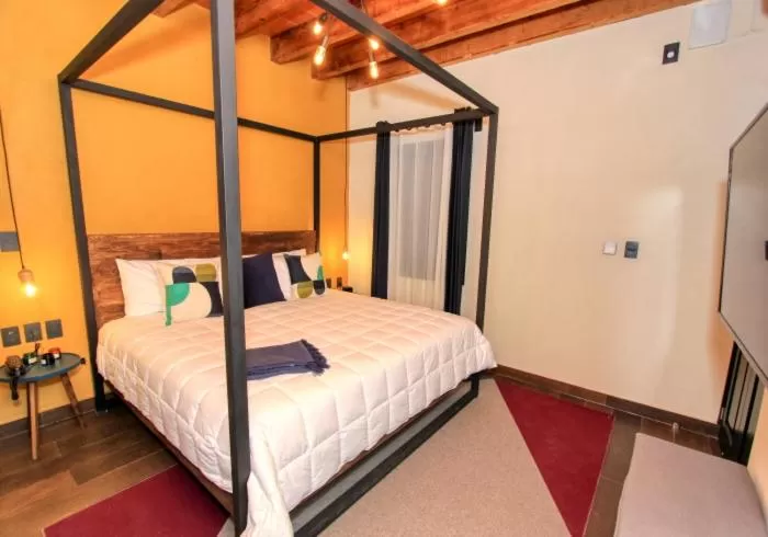 Bed in Antigua Trece Hotel Fusión & SPA