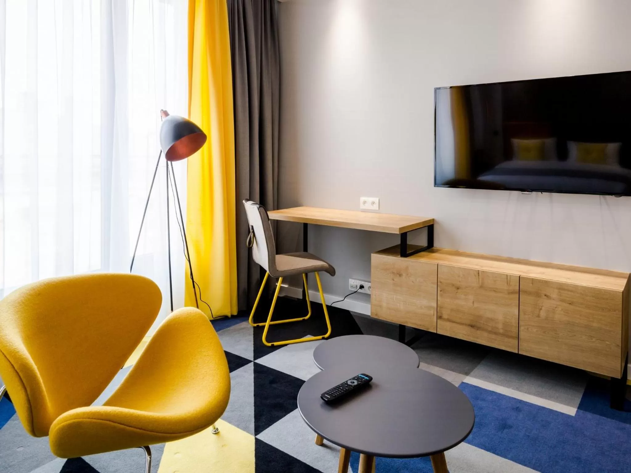 Seating area in Lwowska 1