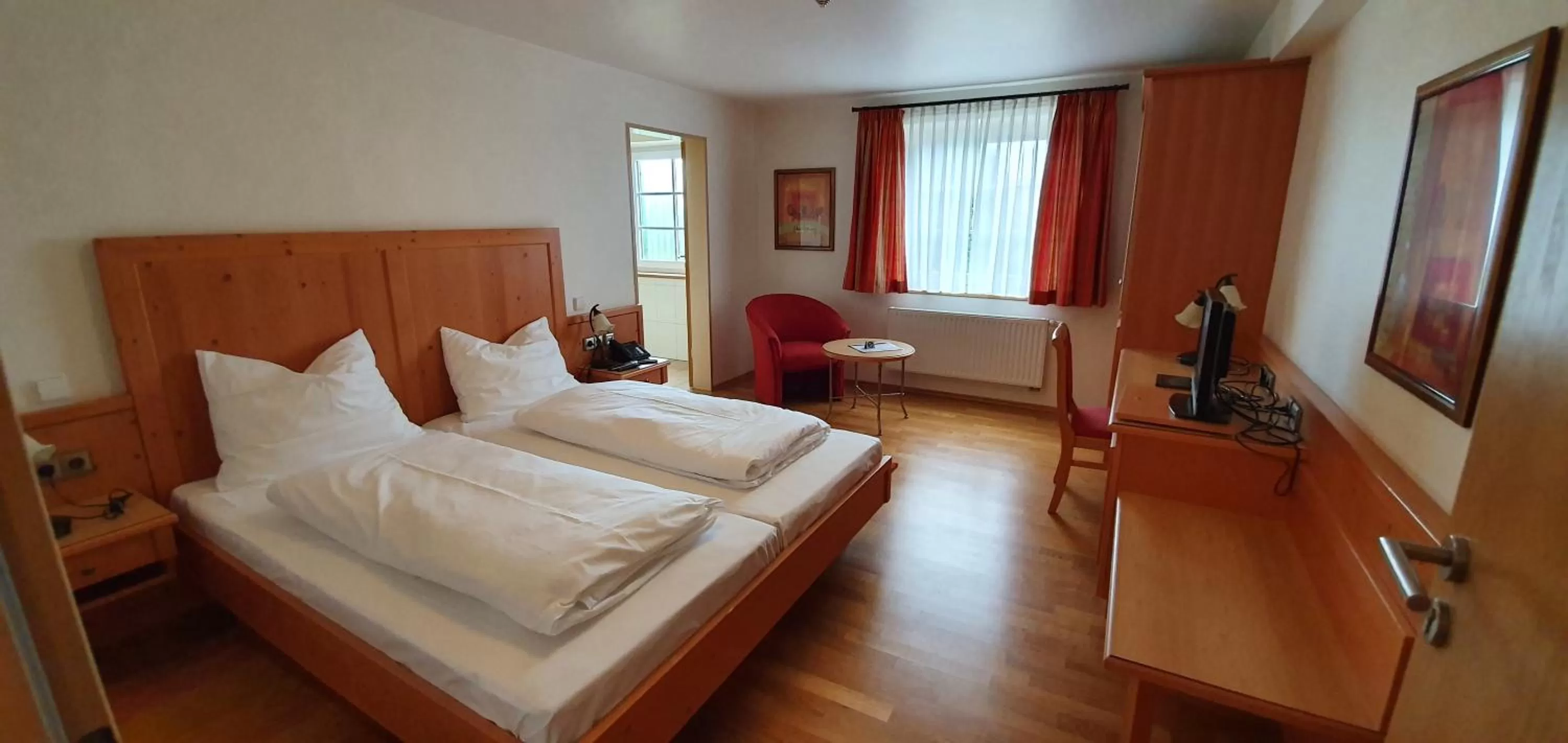Photo of the whole room, Bed in Landgasthof Krone