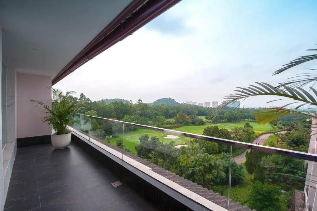 Balcony/Terrace in Mission Hills Hotel Resorts Shenzhen