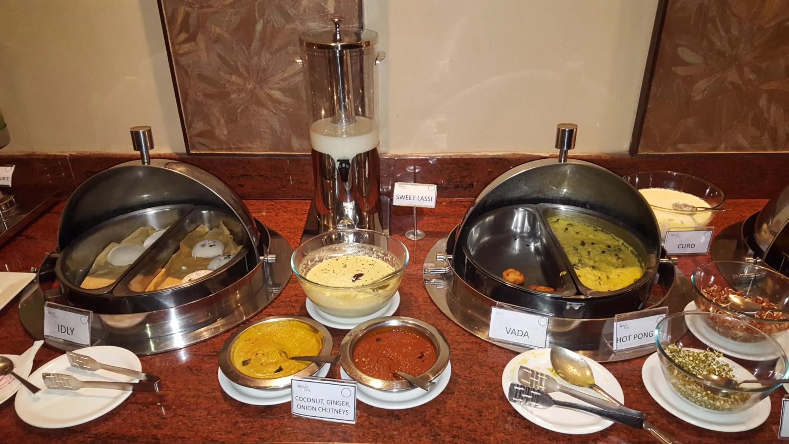 Asian breakfast in Hotel Winsar Park