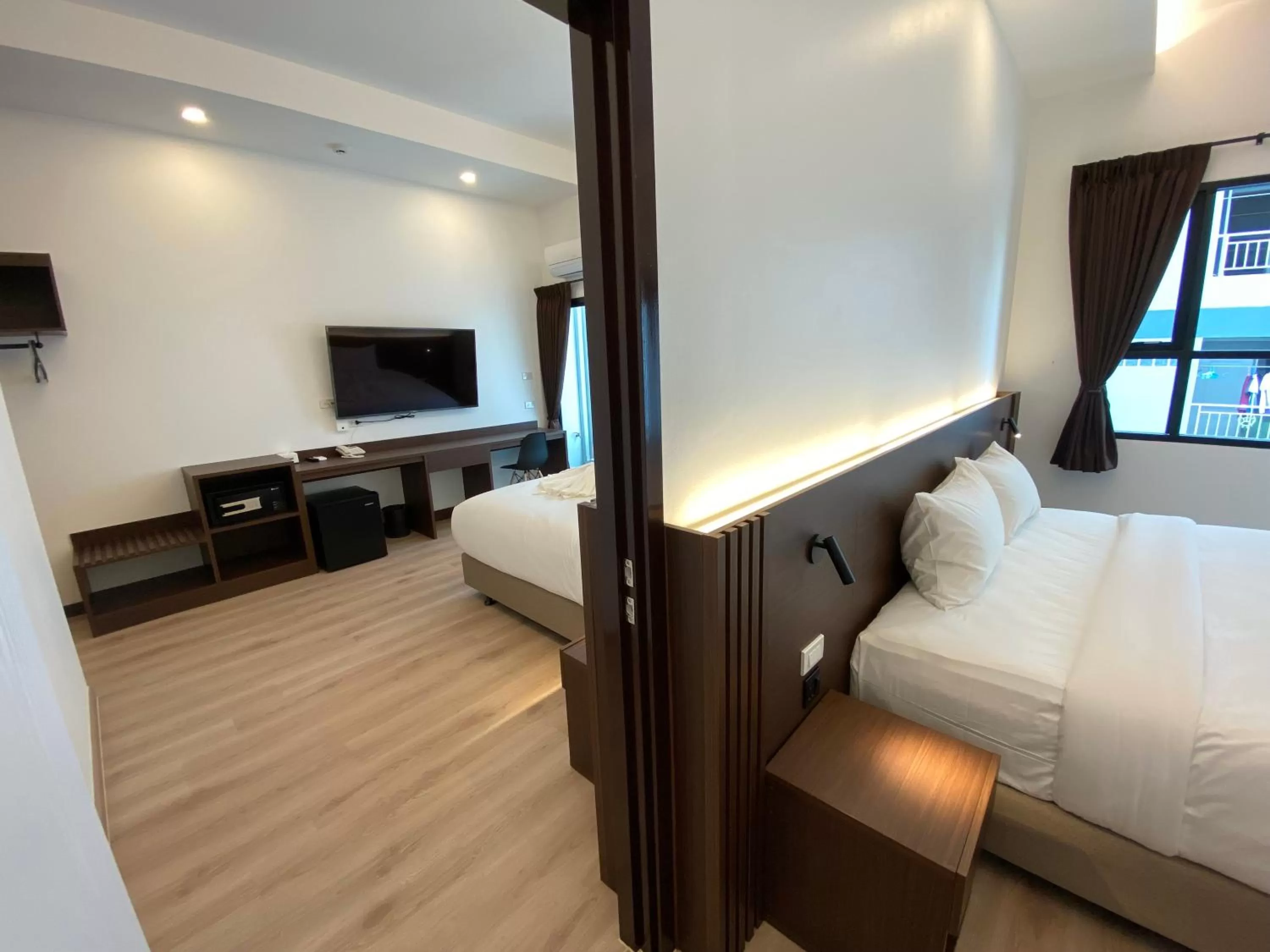 TV and multimedia, Bed in GEEN Hotel Chonburi