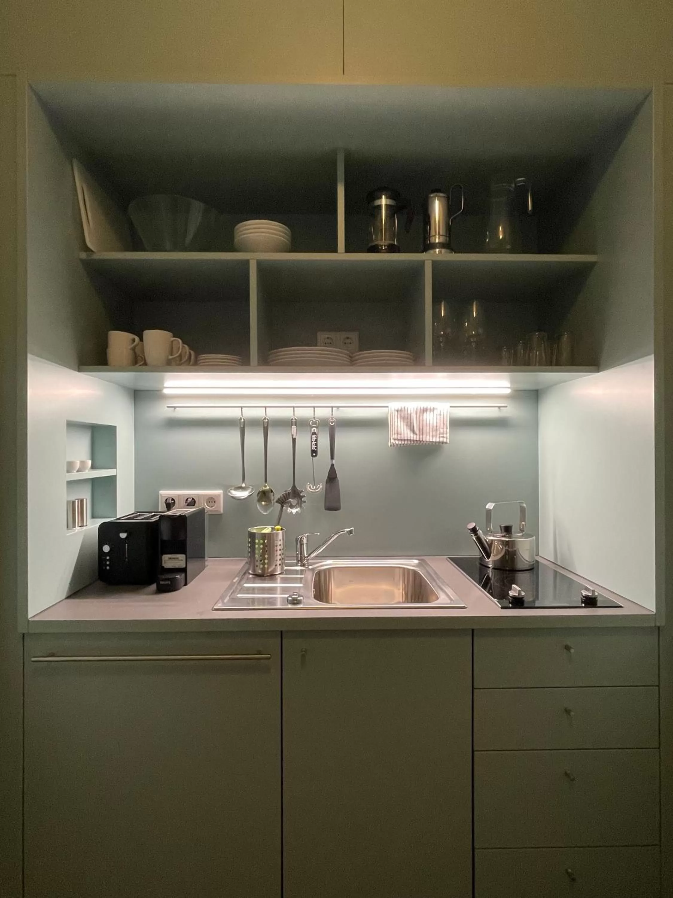 Kitchen or kitchenette in Gästehaus Phantasie