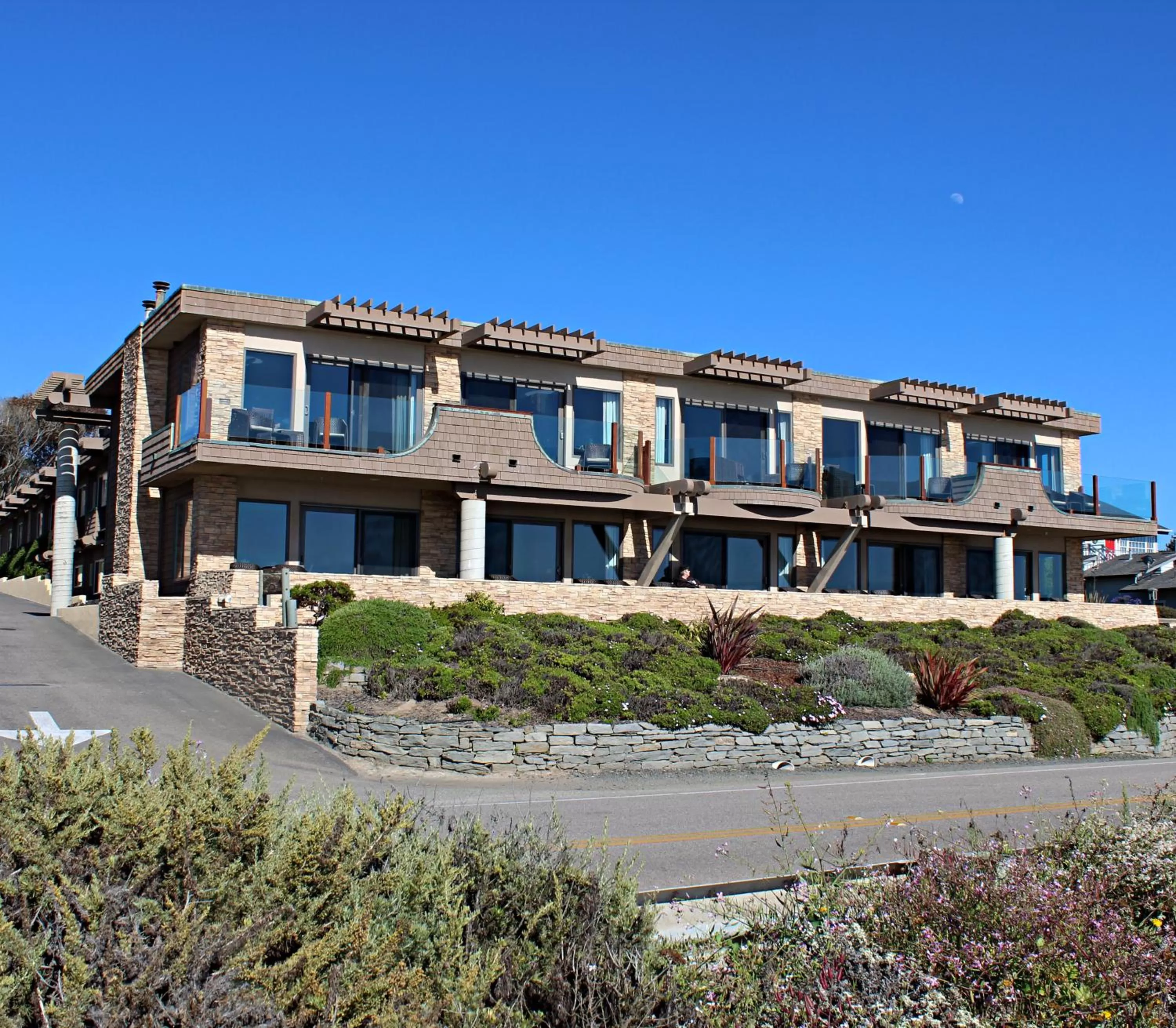 Facade/entrance in Moonstone Landing