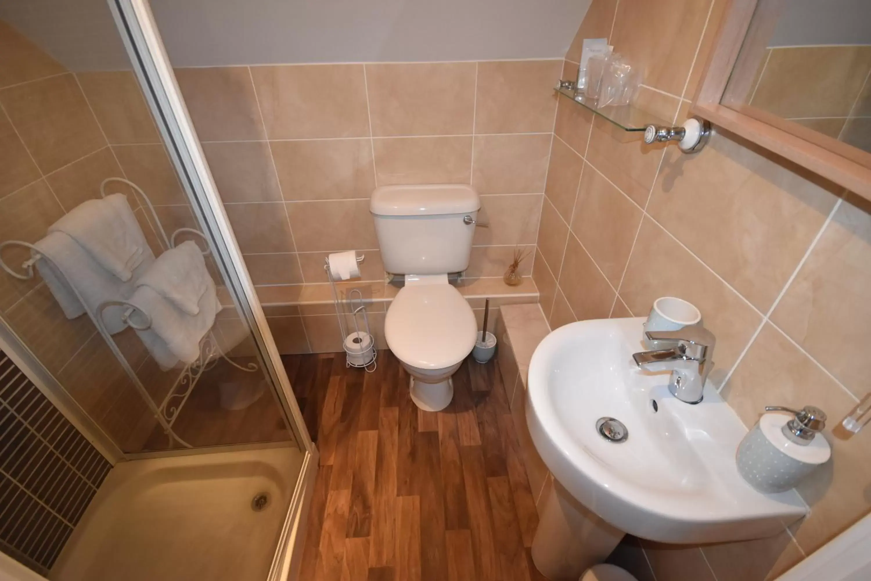 Twin Room in Gordon House Twin Room in Gordon House