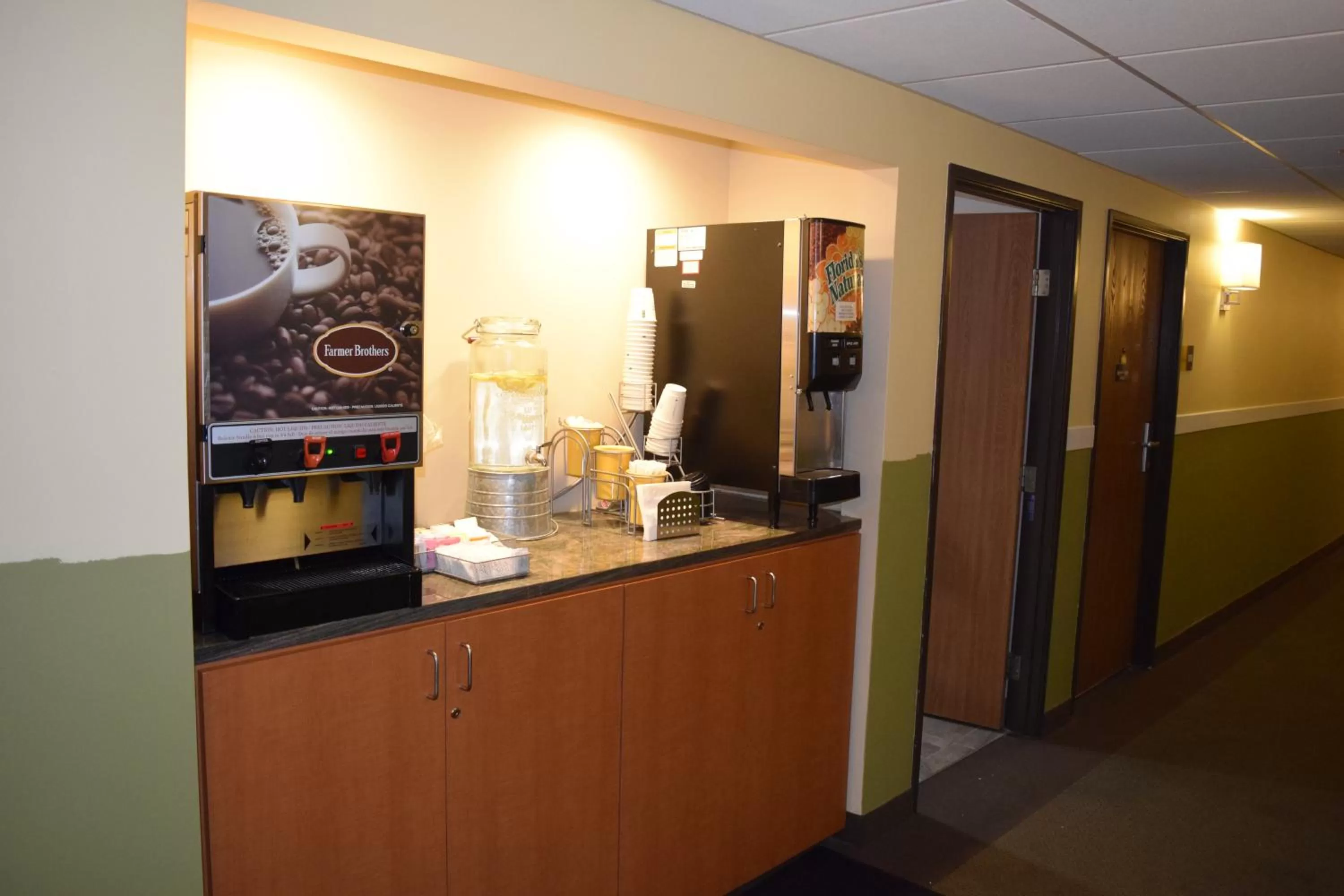 Days Inn by Wyndham Cadillac