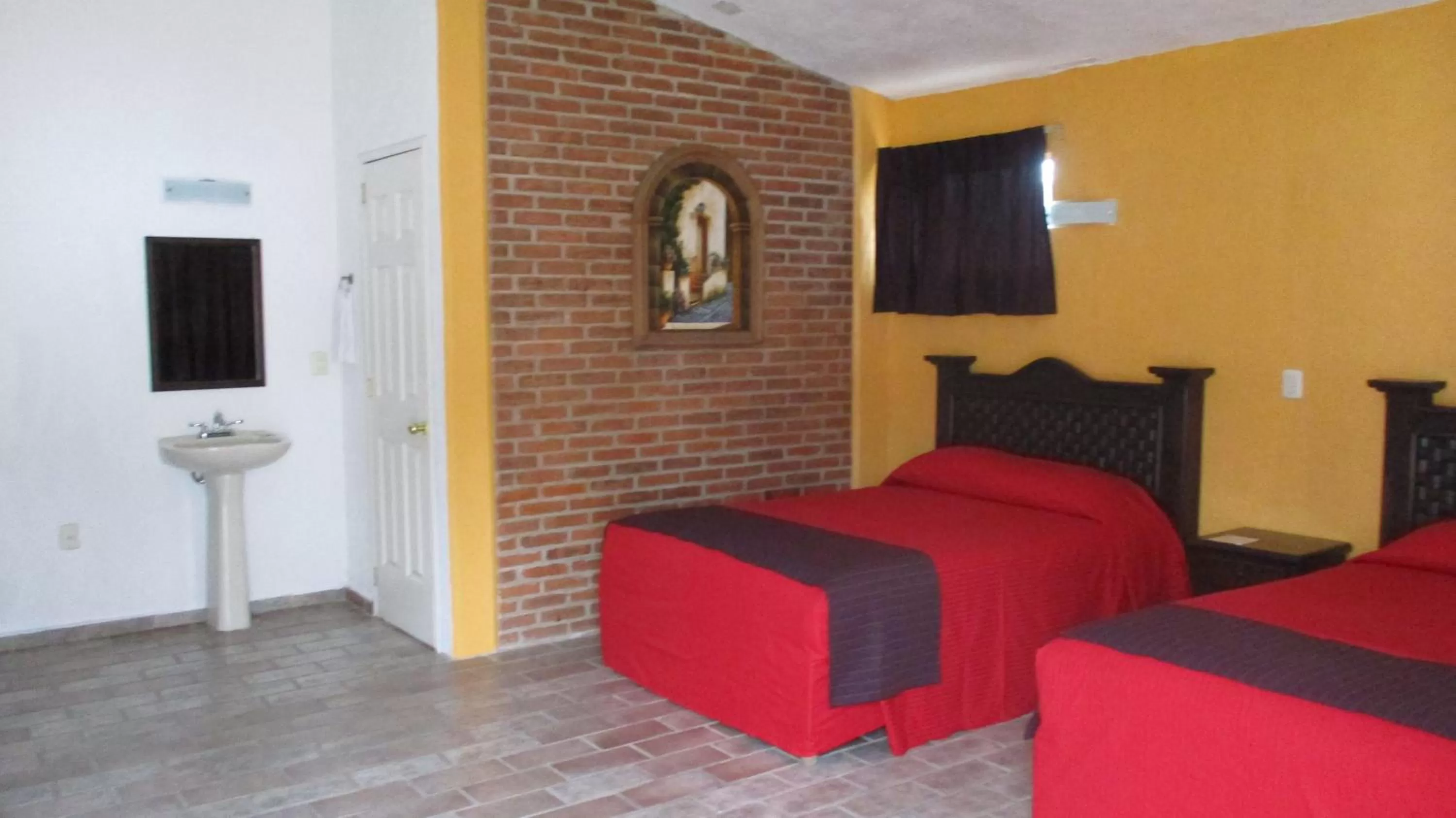 Bedroom, Bed in Hotel Villa Monarca Inn