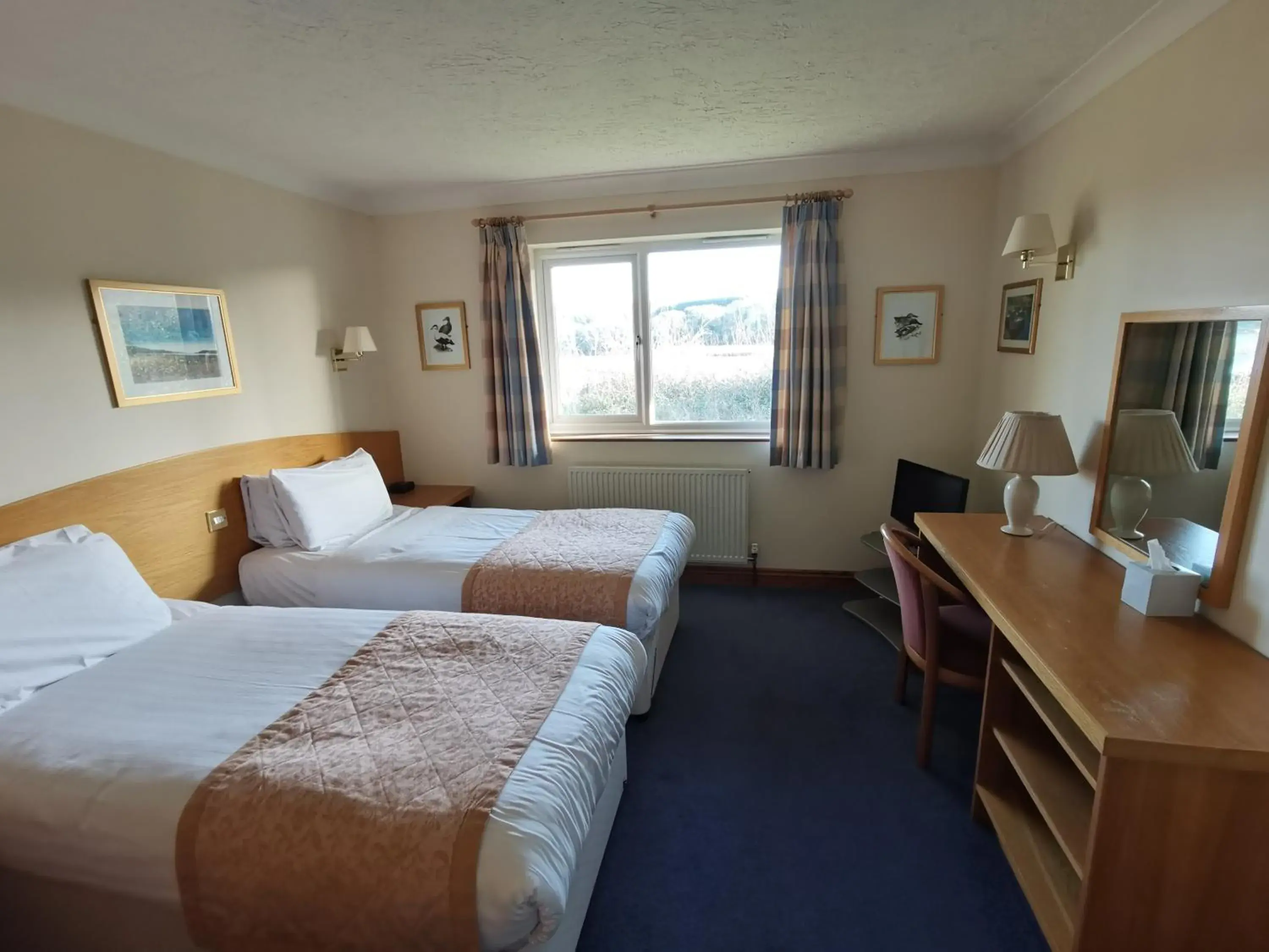 Self-Catering One Bedroom Estuary Lodge Apartment in Passage House Hotel Self-Catering One Bedroom Estuary Lodge Apartment in Passage House Hotel