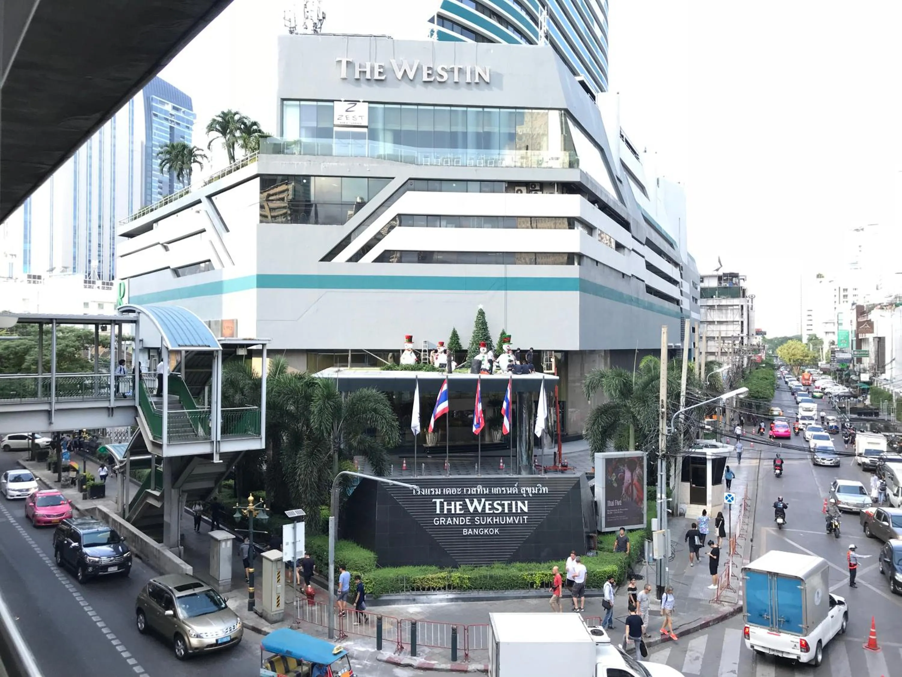 Nearby landmark in Twin Peaks Sukhumvit Suites