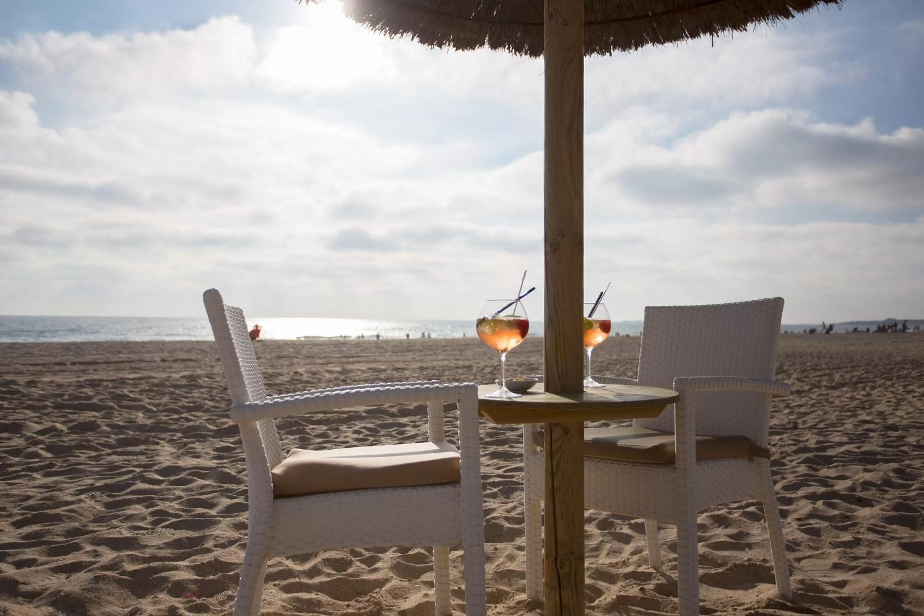Beach in Hipotels Playa La Barrosa - Adults Only