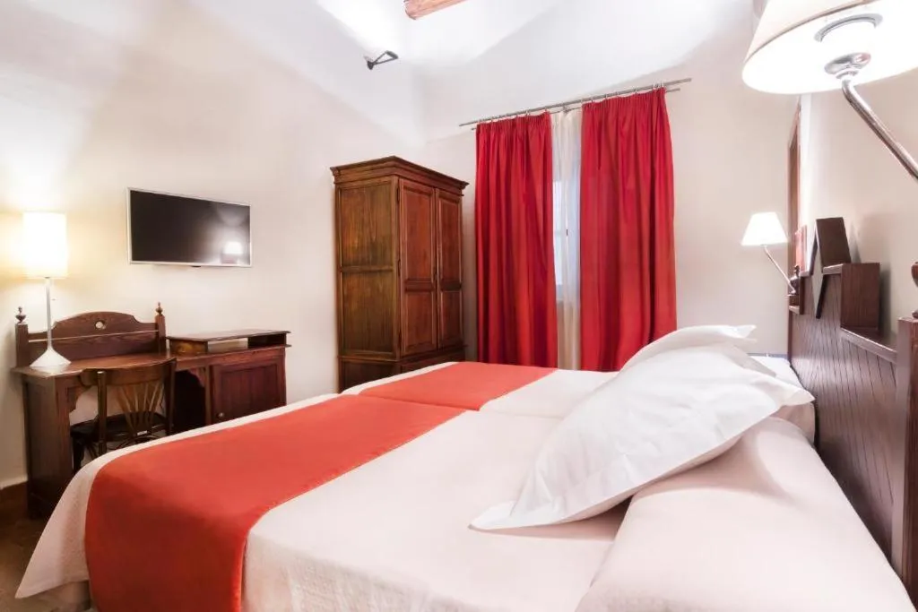 Photo of the whole room, Bed in Casa Palacio Pilar del Toro