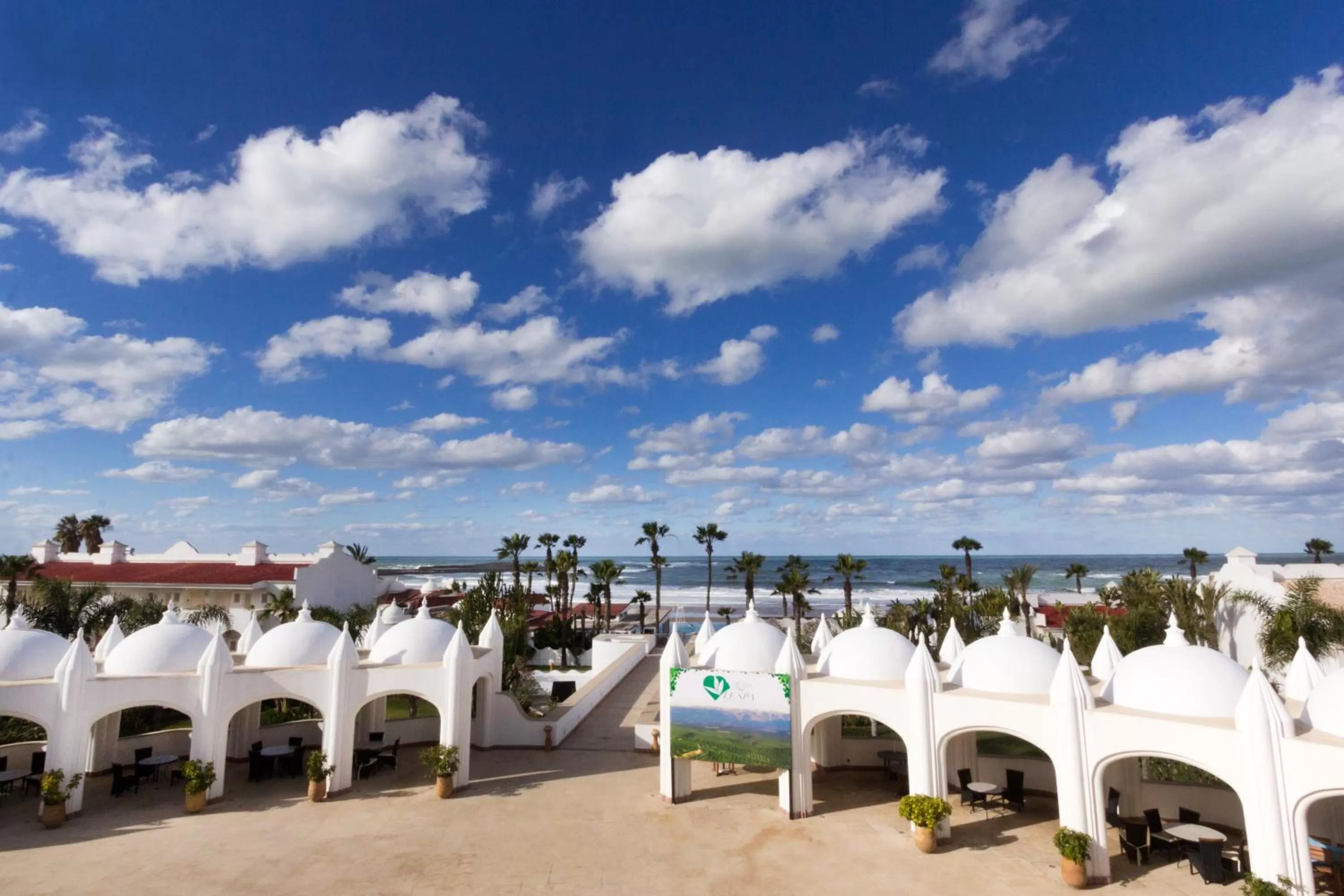 Property building in L' Amphitrite Palace Beach Resort & Spa