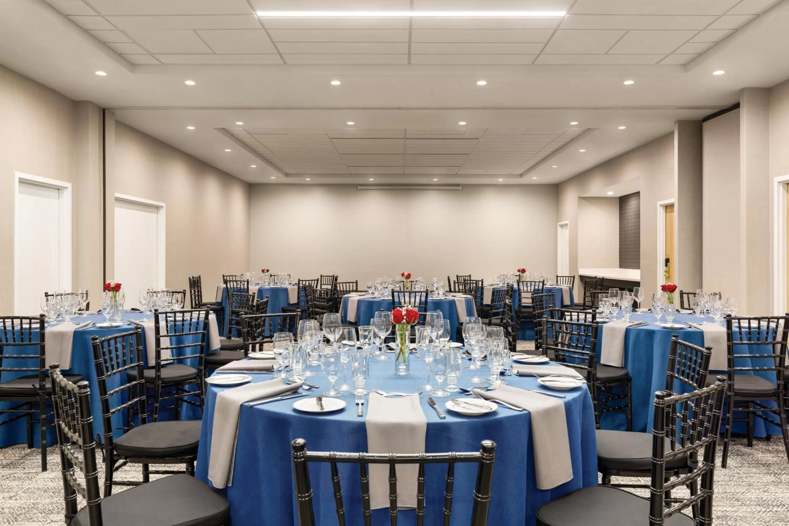 Business facilities in Radisson Hotel Seattle Airport