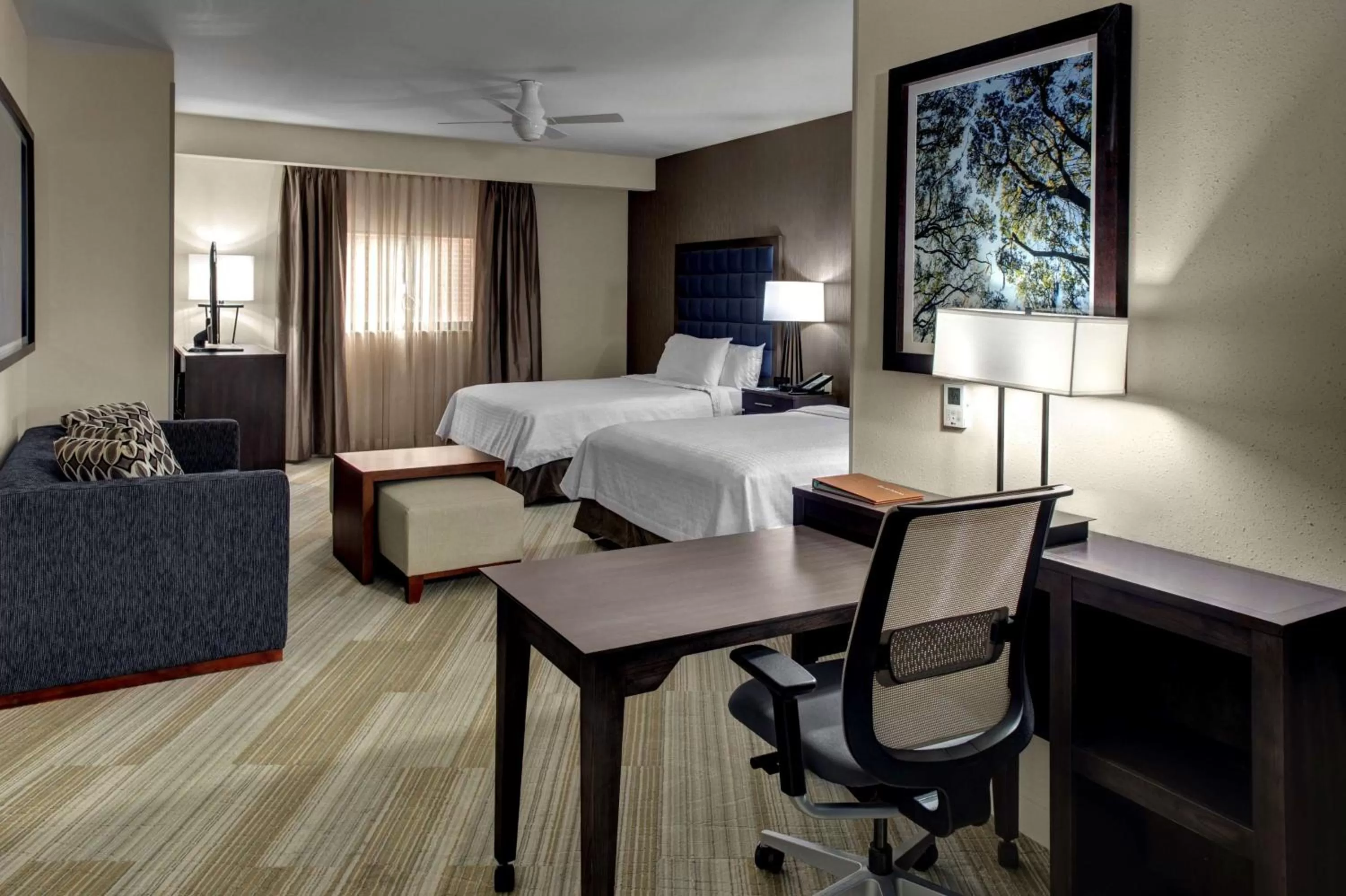 Bed in Homewood Suites by Hilton Richmond-Downtown