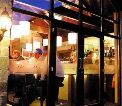 Food and drinks in Trout Hotel