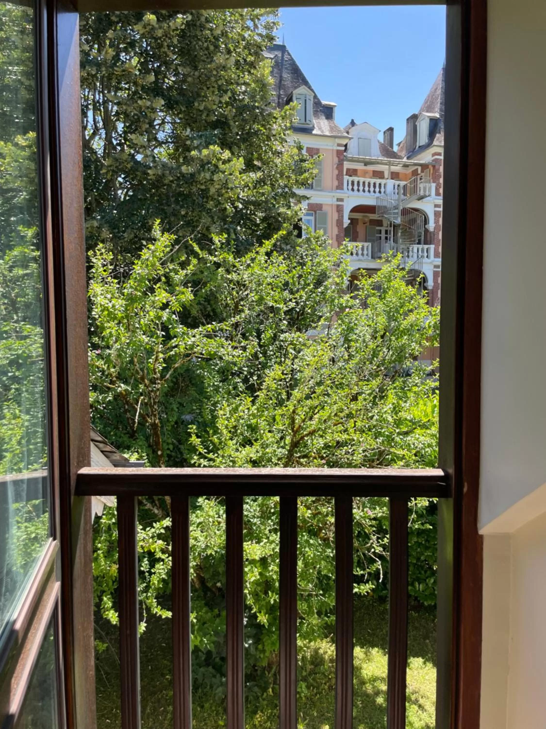 Day in VILLA BONVOULOIR