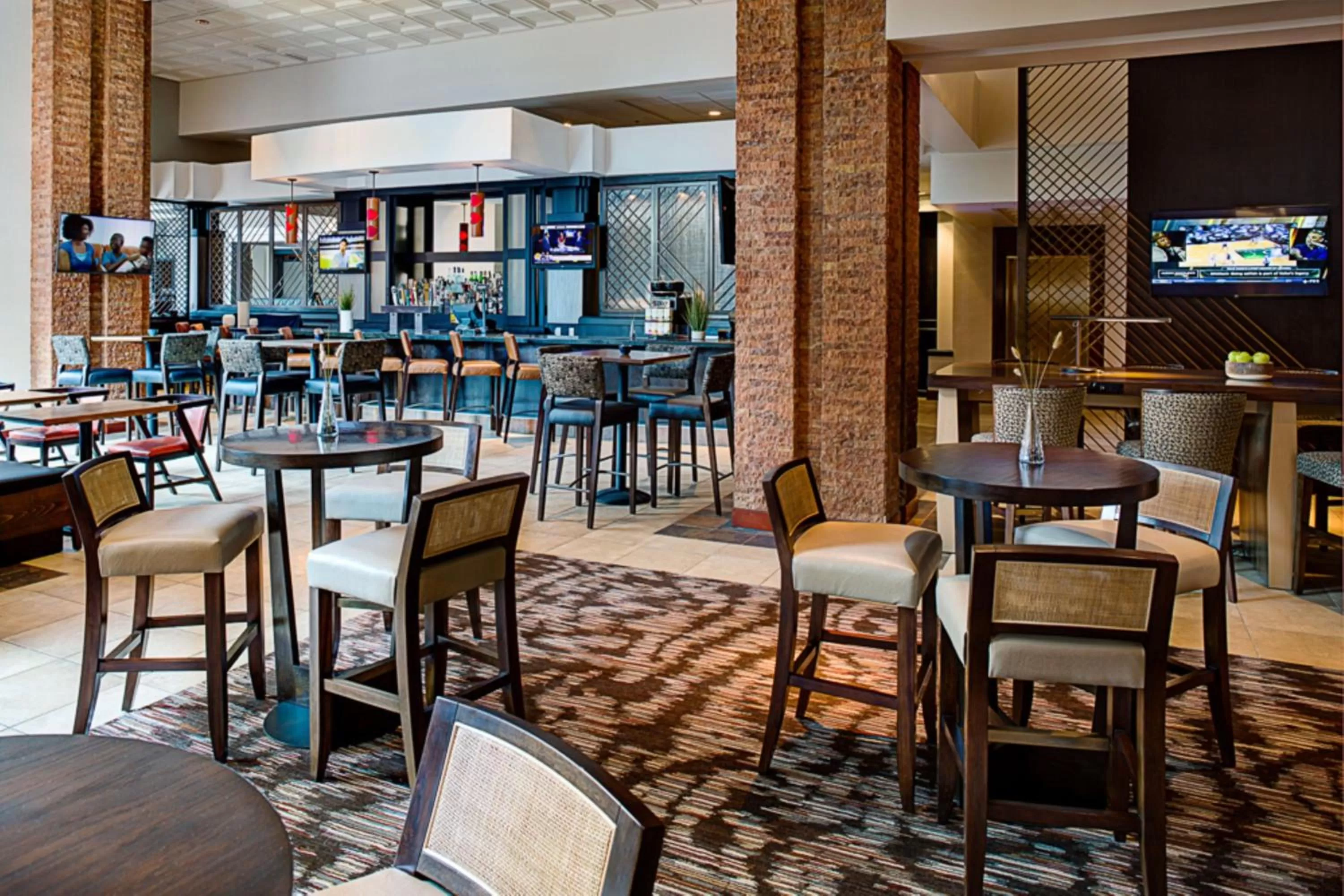 Lounge or bar in Colorado Springs Marriott