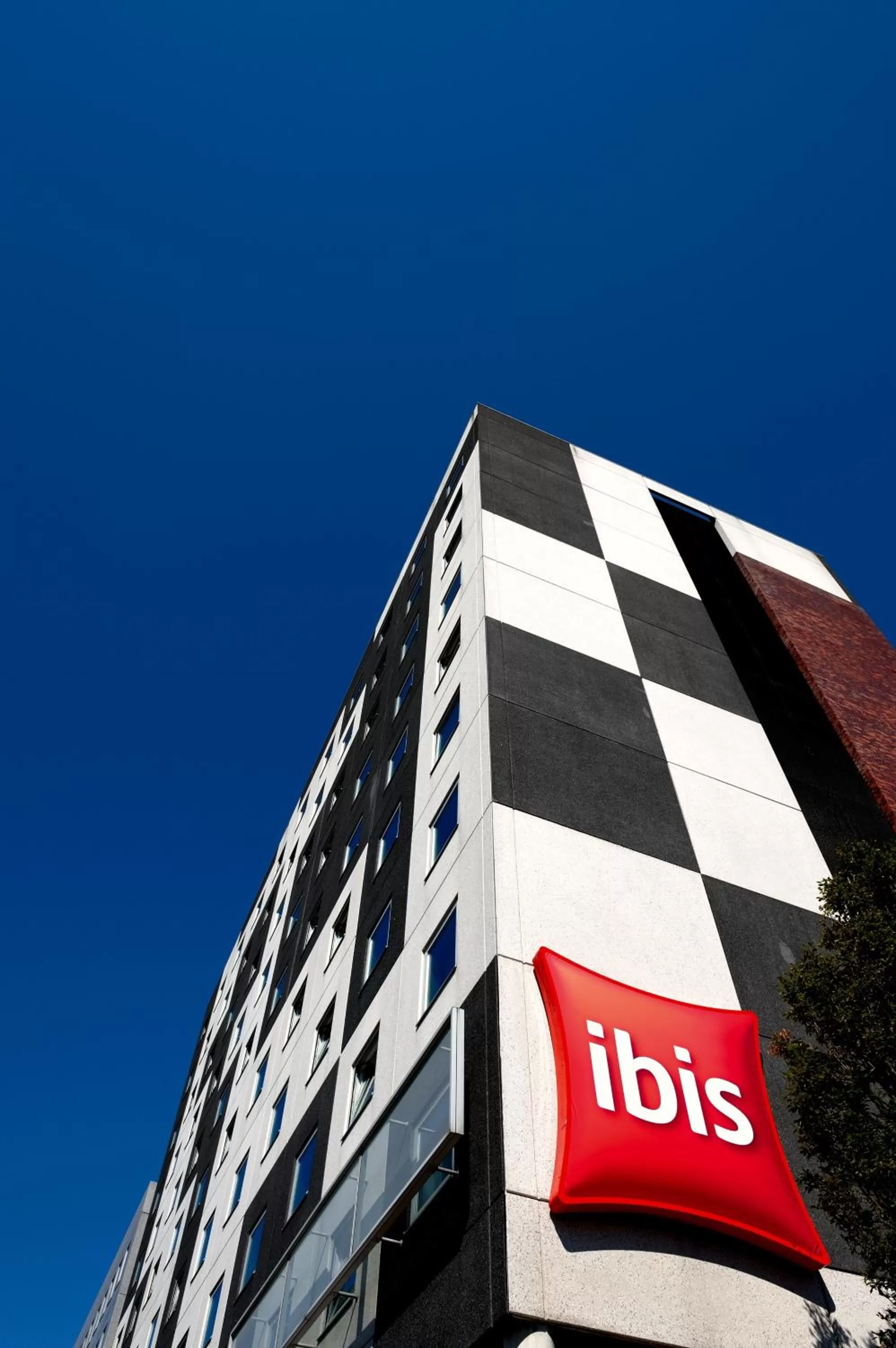Facade/entrance in ibis Amsterdam City West