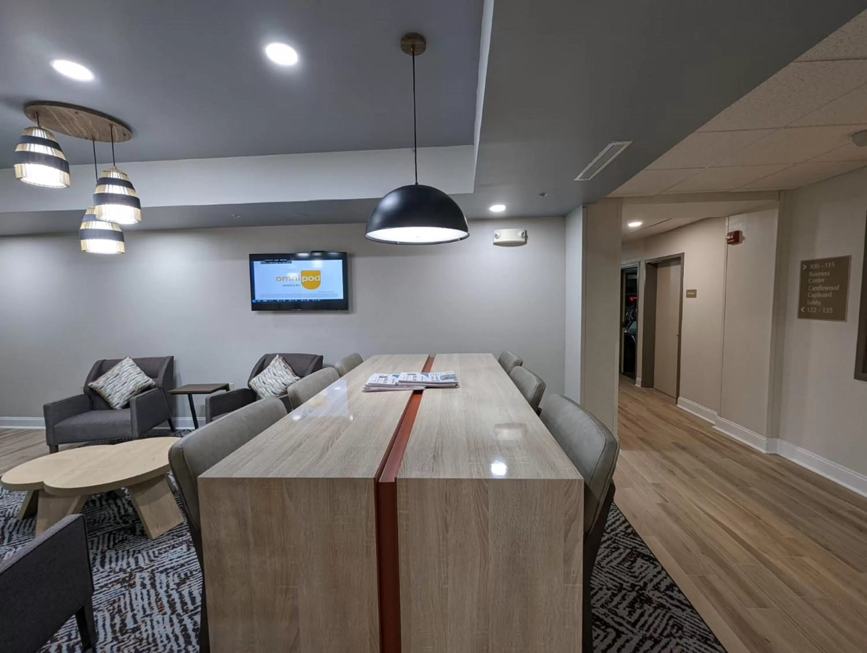 Property building, Bed in Candlewood Suites Aberdeen-Bel Air by IHG