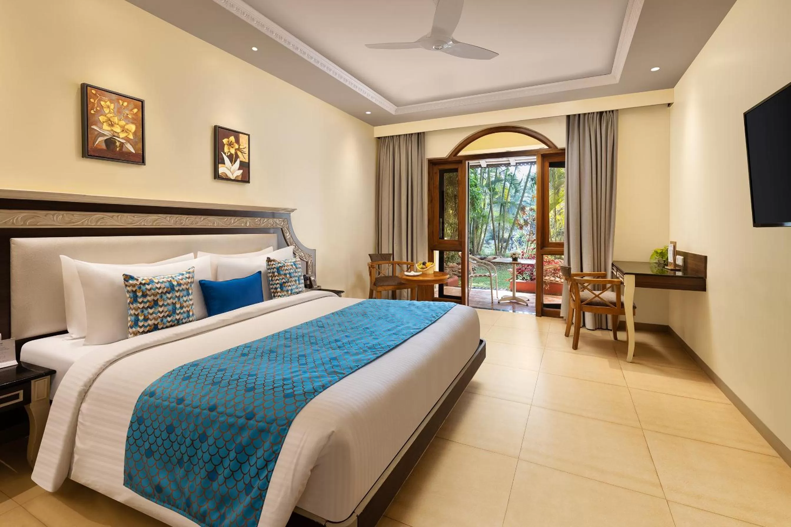 Photo of the whole room, Bed in Fortune Resort Benaulim Goa - Member ITC Hotels' Group