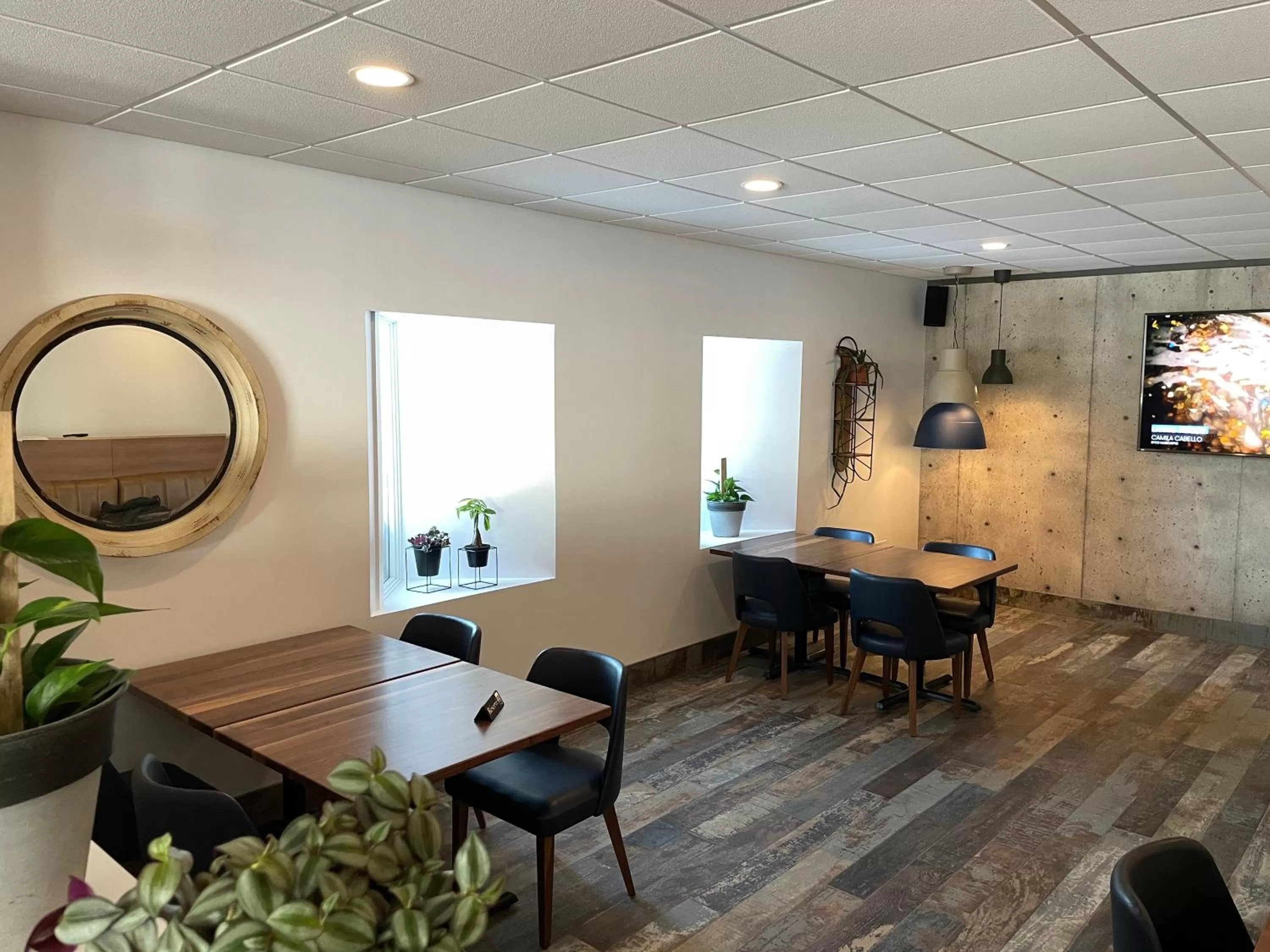 Restaurant/places to eat in Quality Inn & Suites