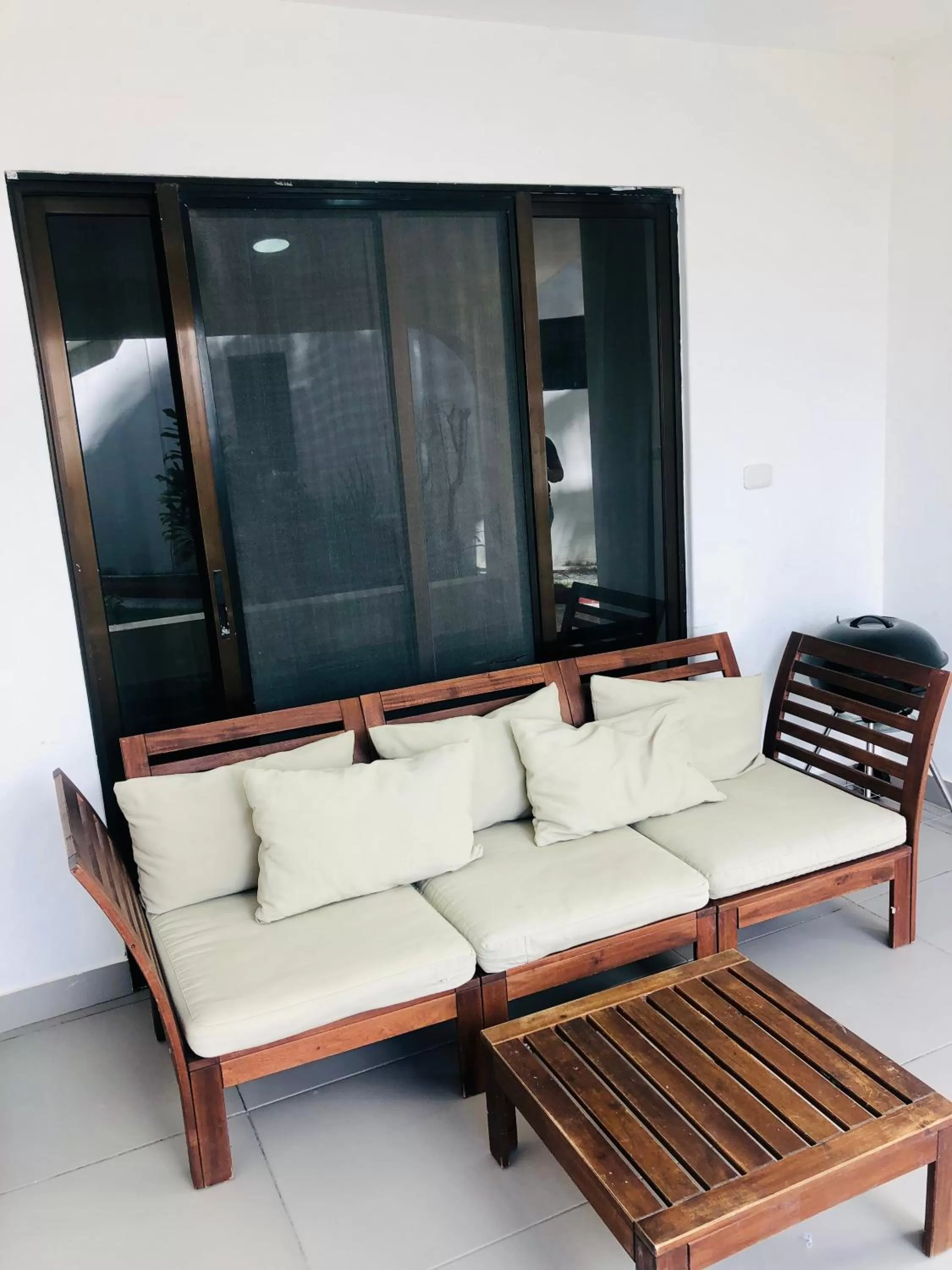 TV/Entertainment Center in Los Corales Luxury Villas Beach Club and Spa