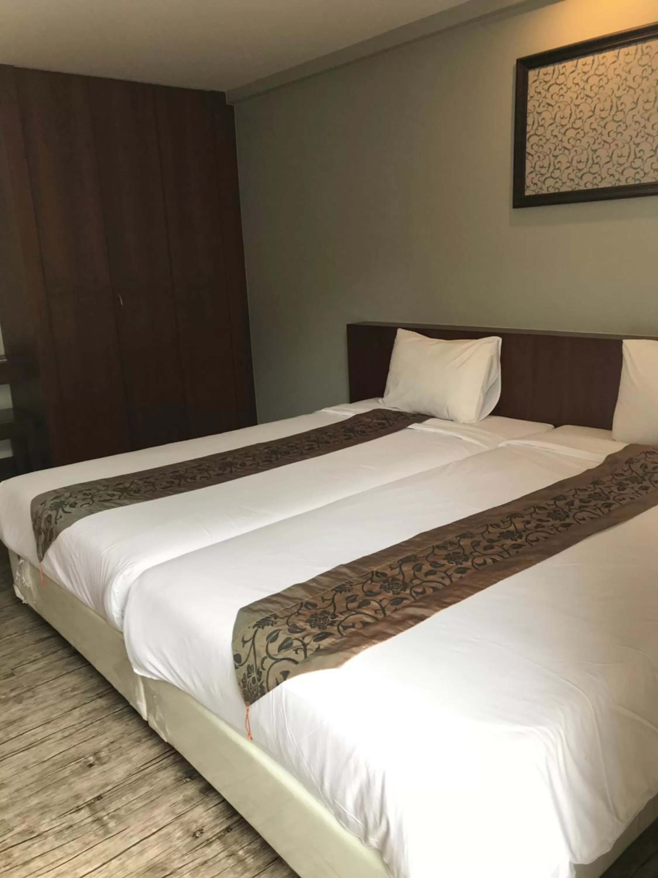 Bed in Floral Shire Suvarnabhumi Airport